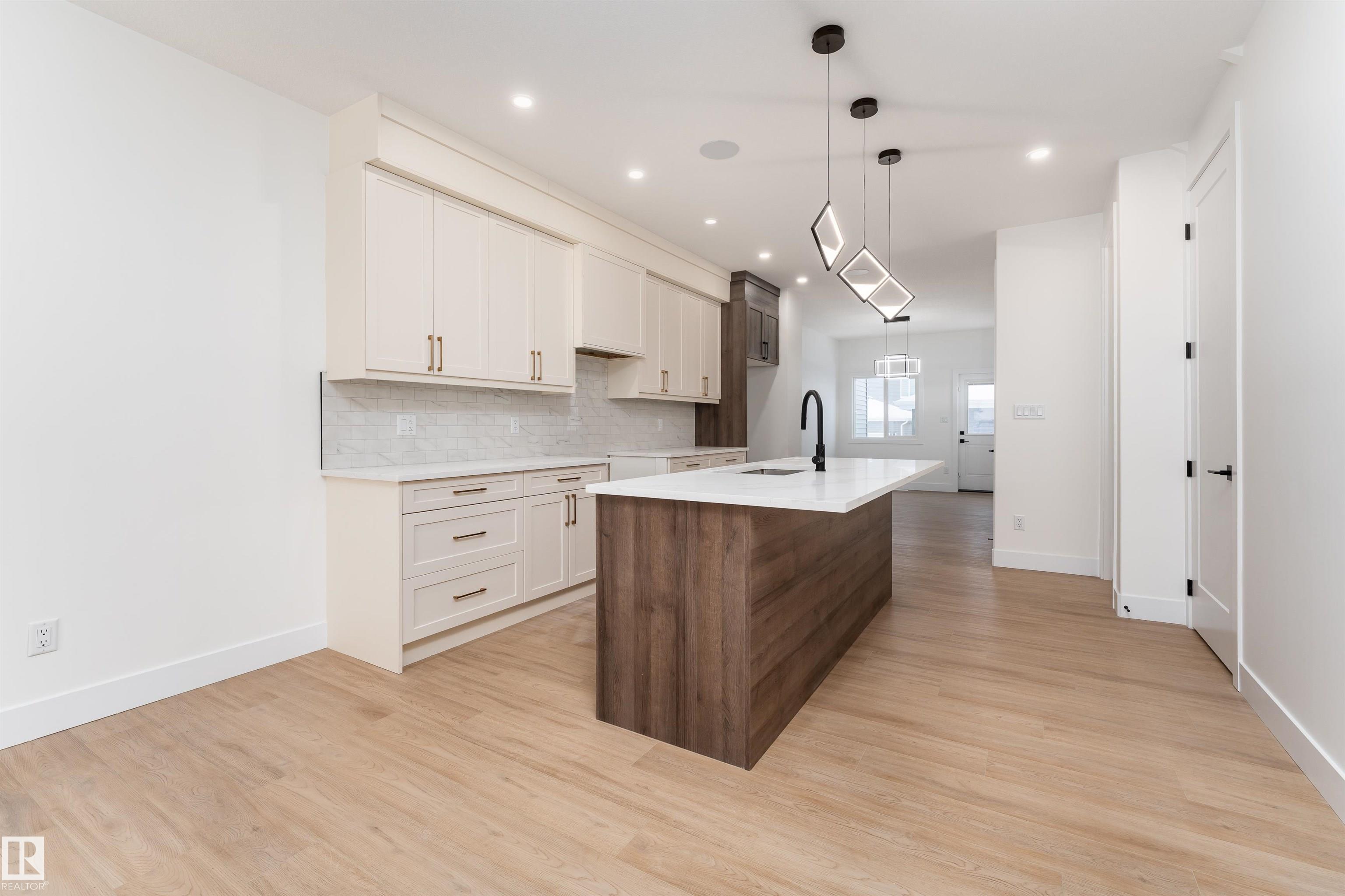 3103 Magpie Way NW, Starling, Edmonton