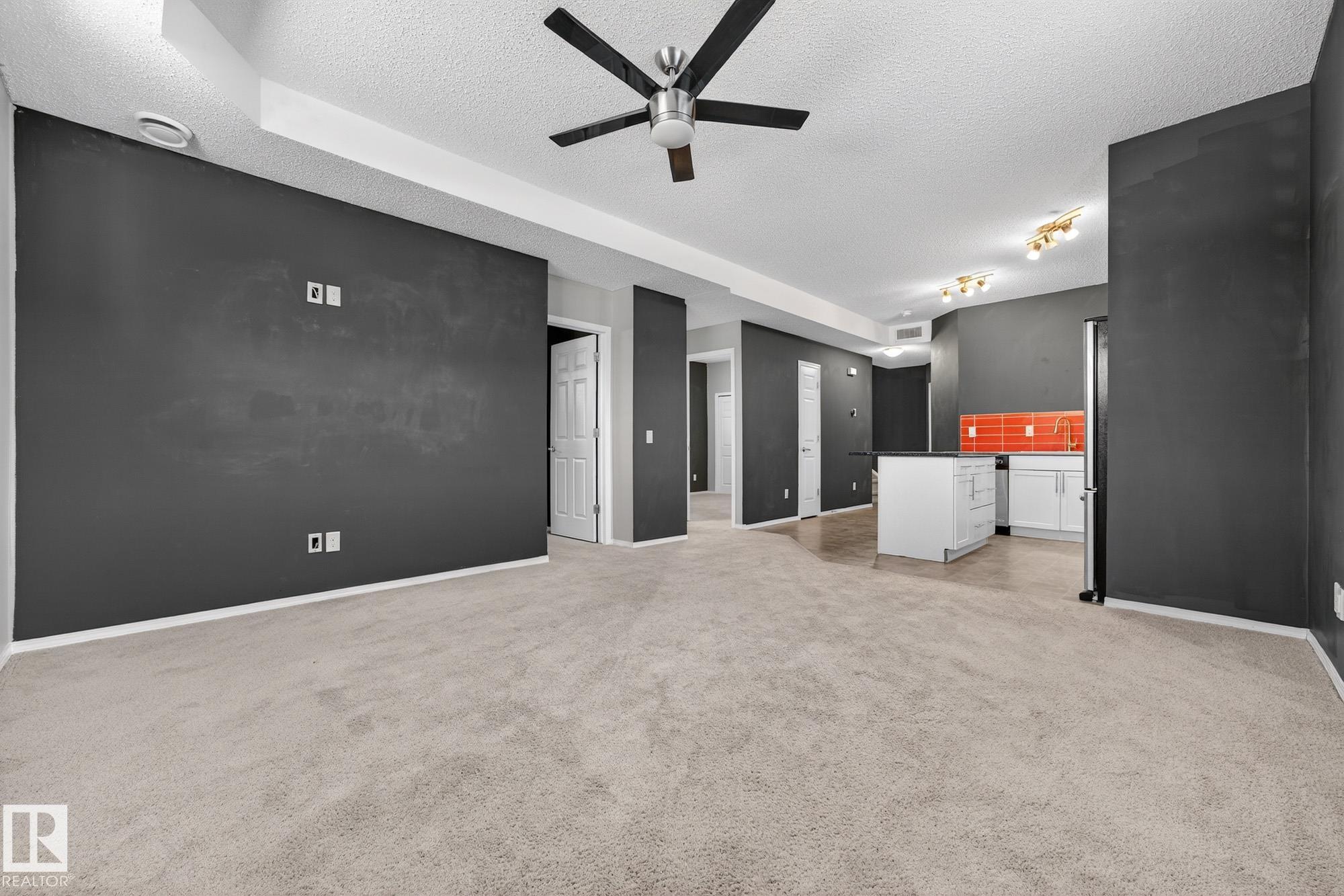 Photo 14 at 19 - 6520 2 Avenue SW, Charlesworth, Edmonton