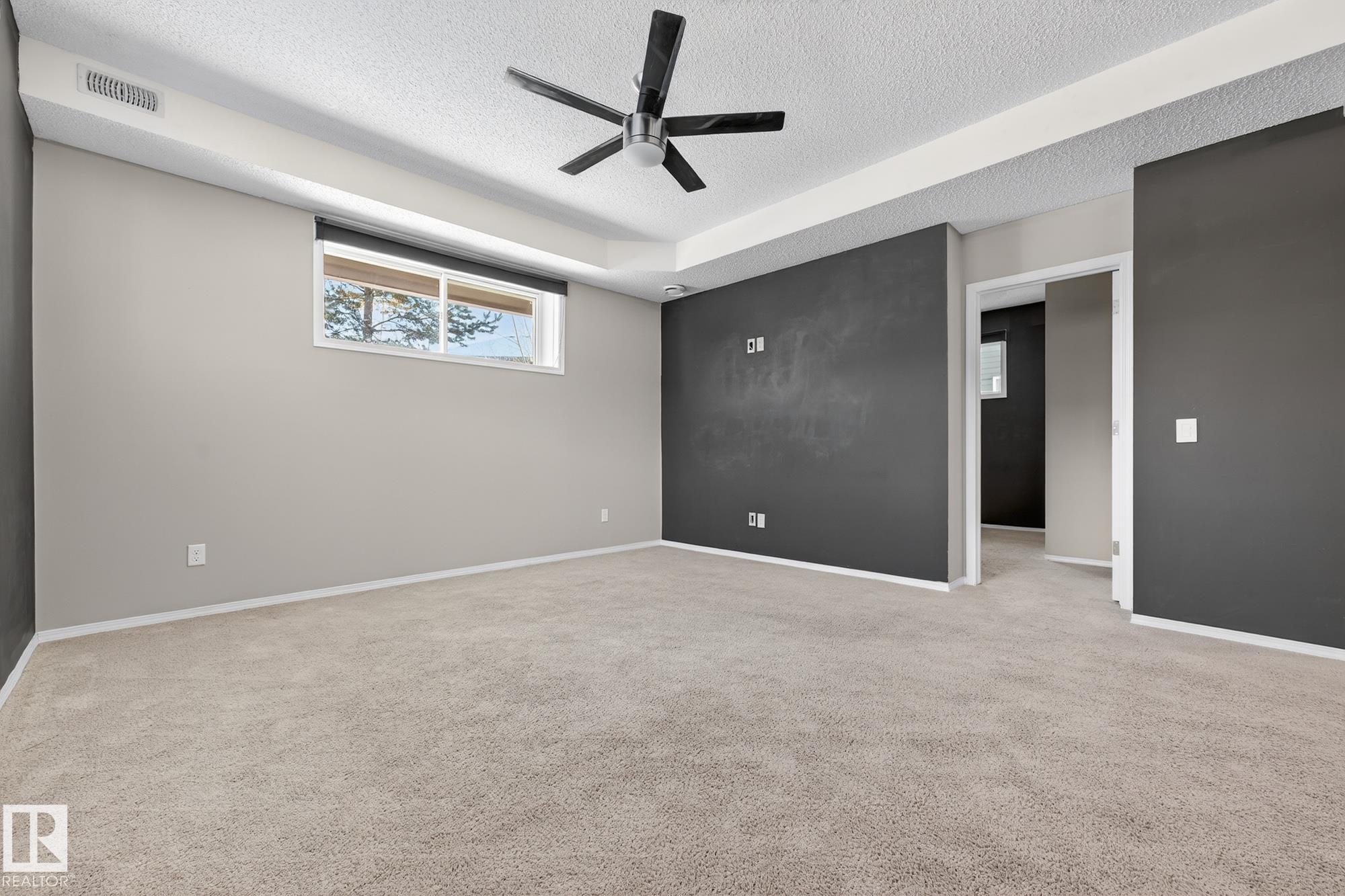 Photo 15 at 19 - 6520 2 Avenue SW, Charlesworth, Edmonton