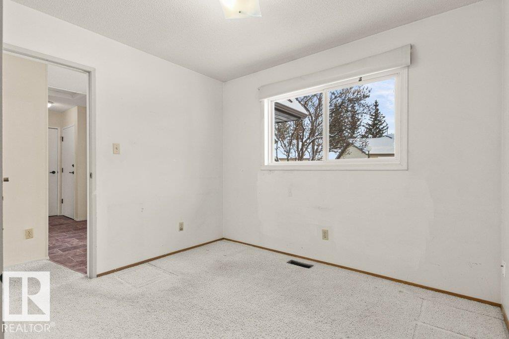 Photo 43 at 23 Pineview Horizon Village, Pineview, St. Albert