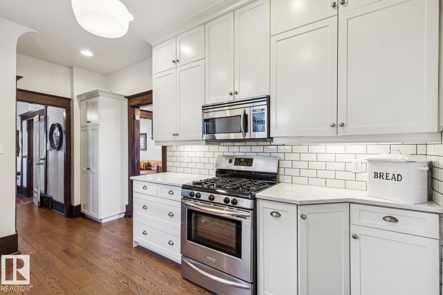 Photo 16 at 10720 126 Street NW, Westmount, Edmonton