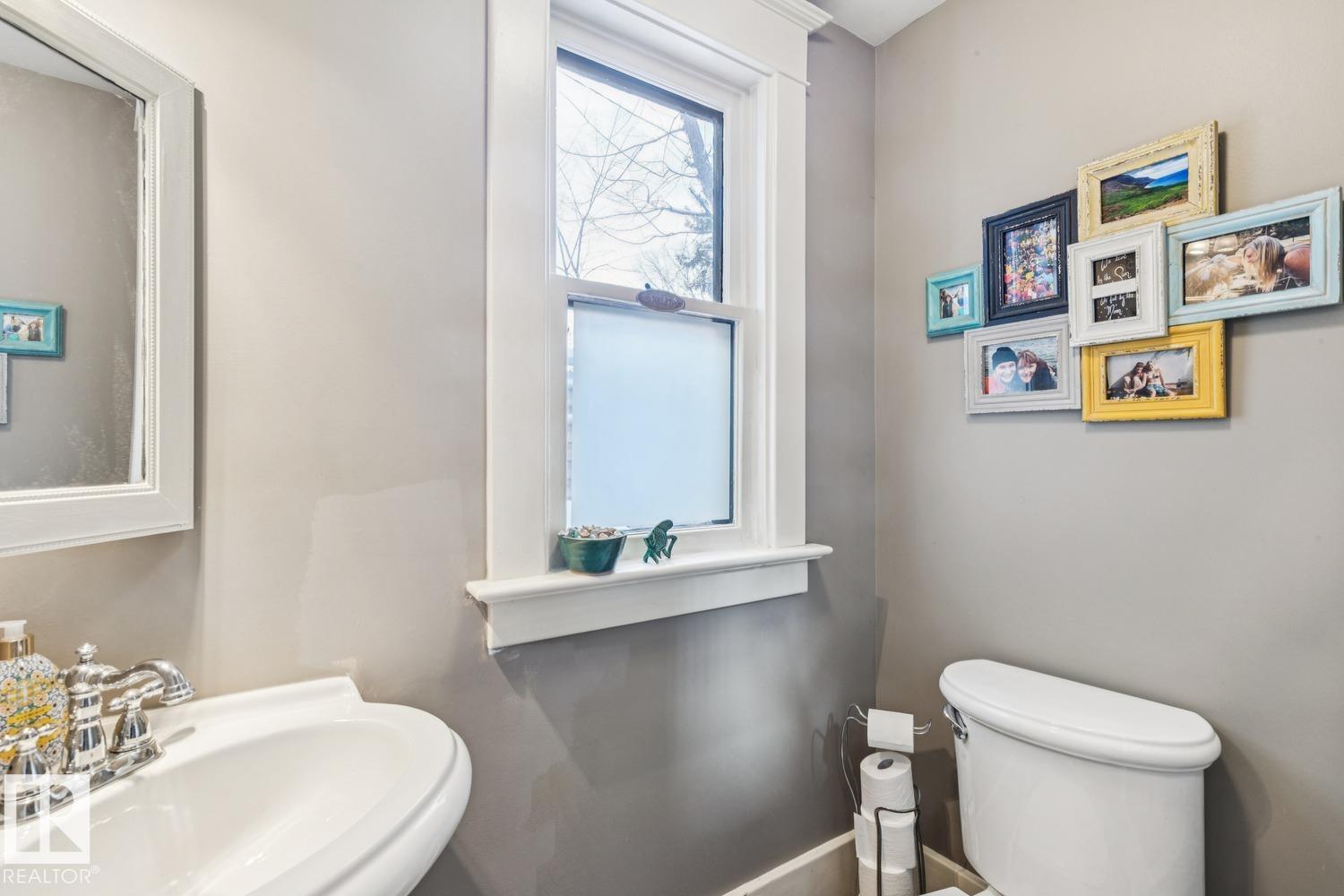 Photo 18 at 10720 126 Street NW, Westmount, Edmonton