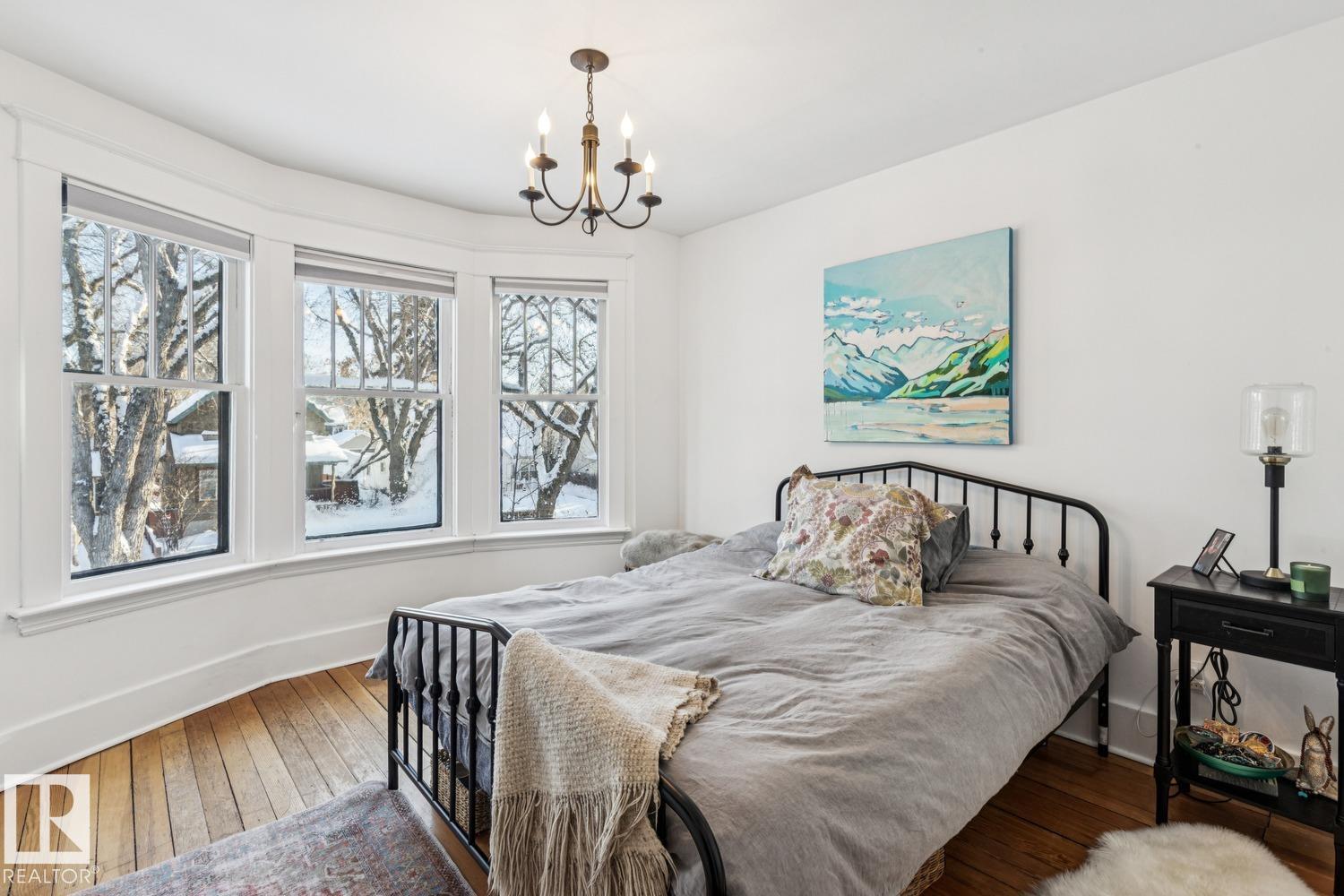 Photo 22 at 10720 126 Street NW, Westmount, Edmonton