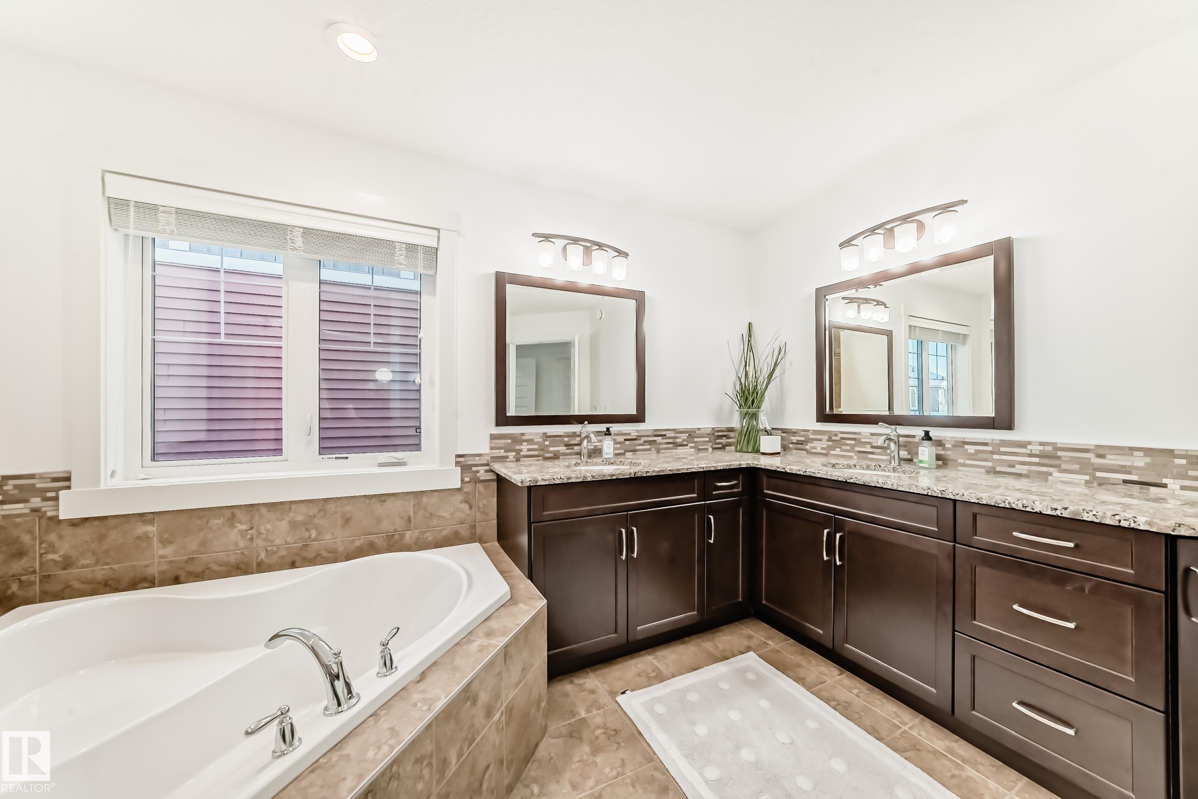 Photo 32 at 5230 Admiral Walter Hose Street NW, Griesbach, Edmonton