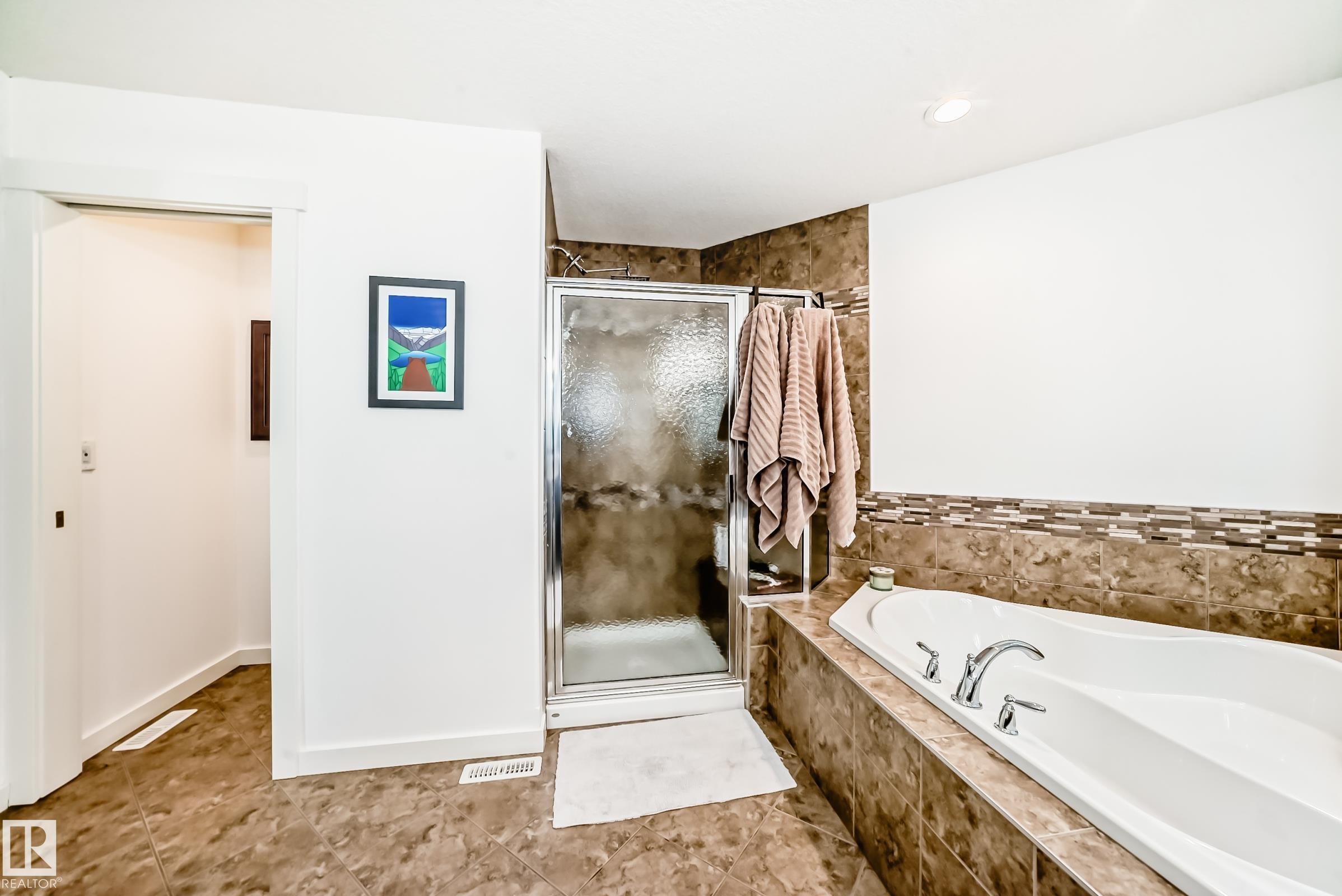 Photo 34 at 5230 Admiral Walter Hose Street NW, Griesbach, Edmonton