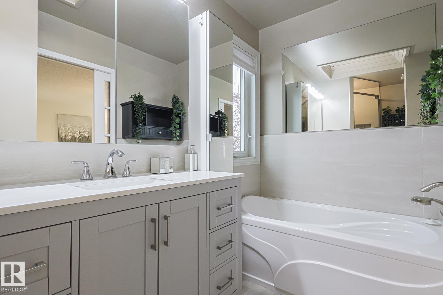 Photo 27 at 17607 55 Avenue NW, Gariepy, Edmonton