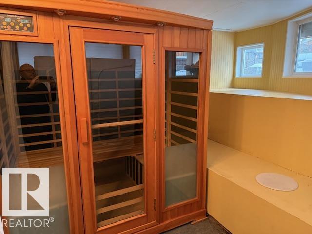 Photo 34 at 17607 55 Avenue NW, Gariepy, Edmonton