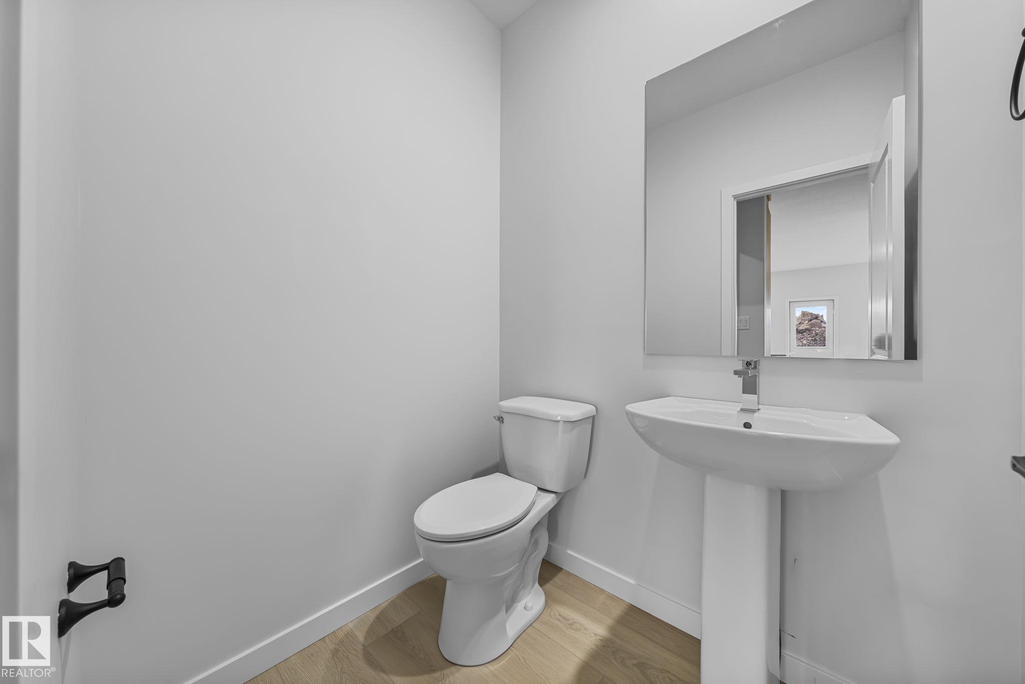 6385 King Wynd SW, Keswick, Edmonton