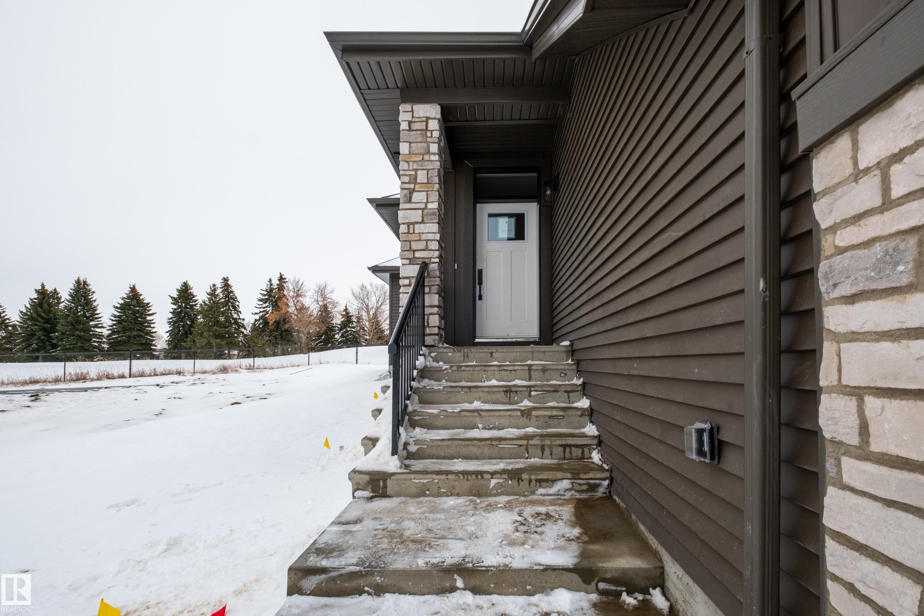26 Grayson green, The Fairways, Stony Plain