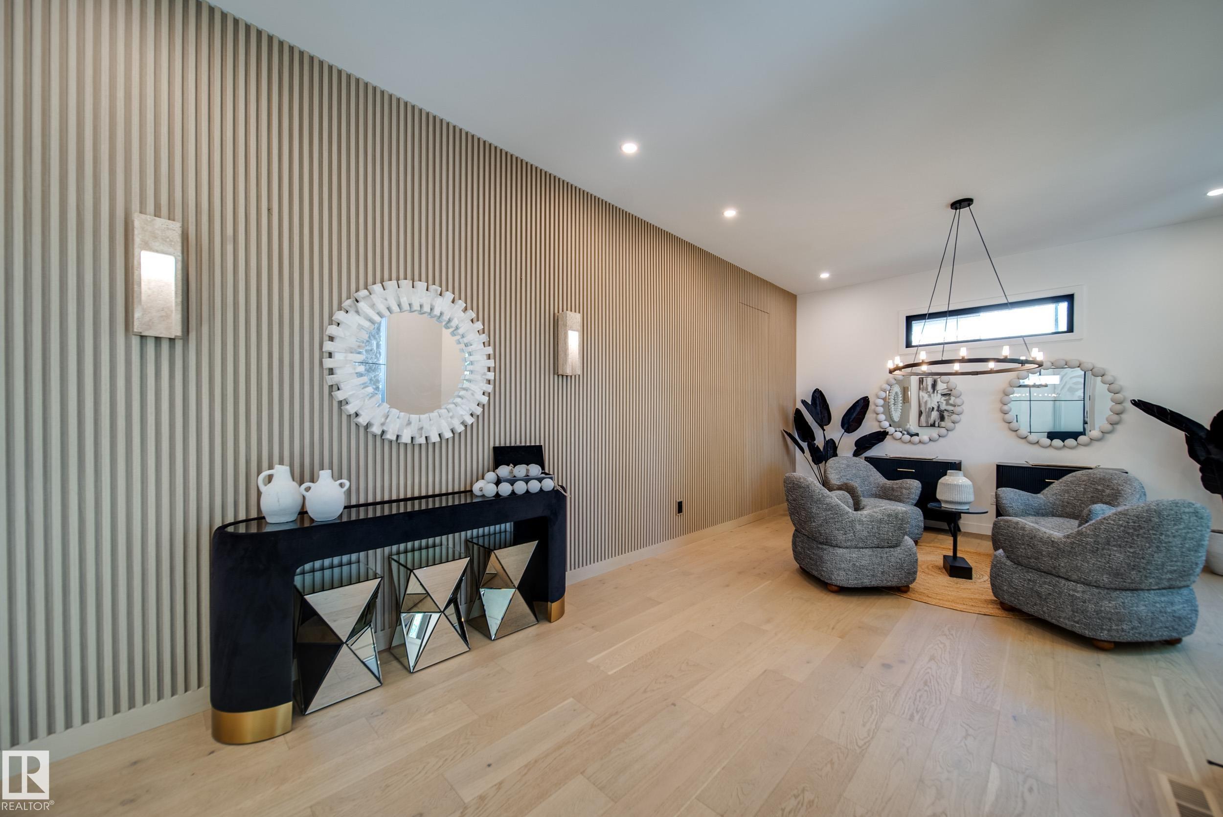 Photo 7 at 10522 134 Street NW, Glenora, Edmonton