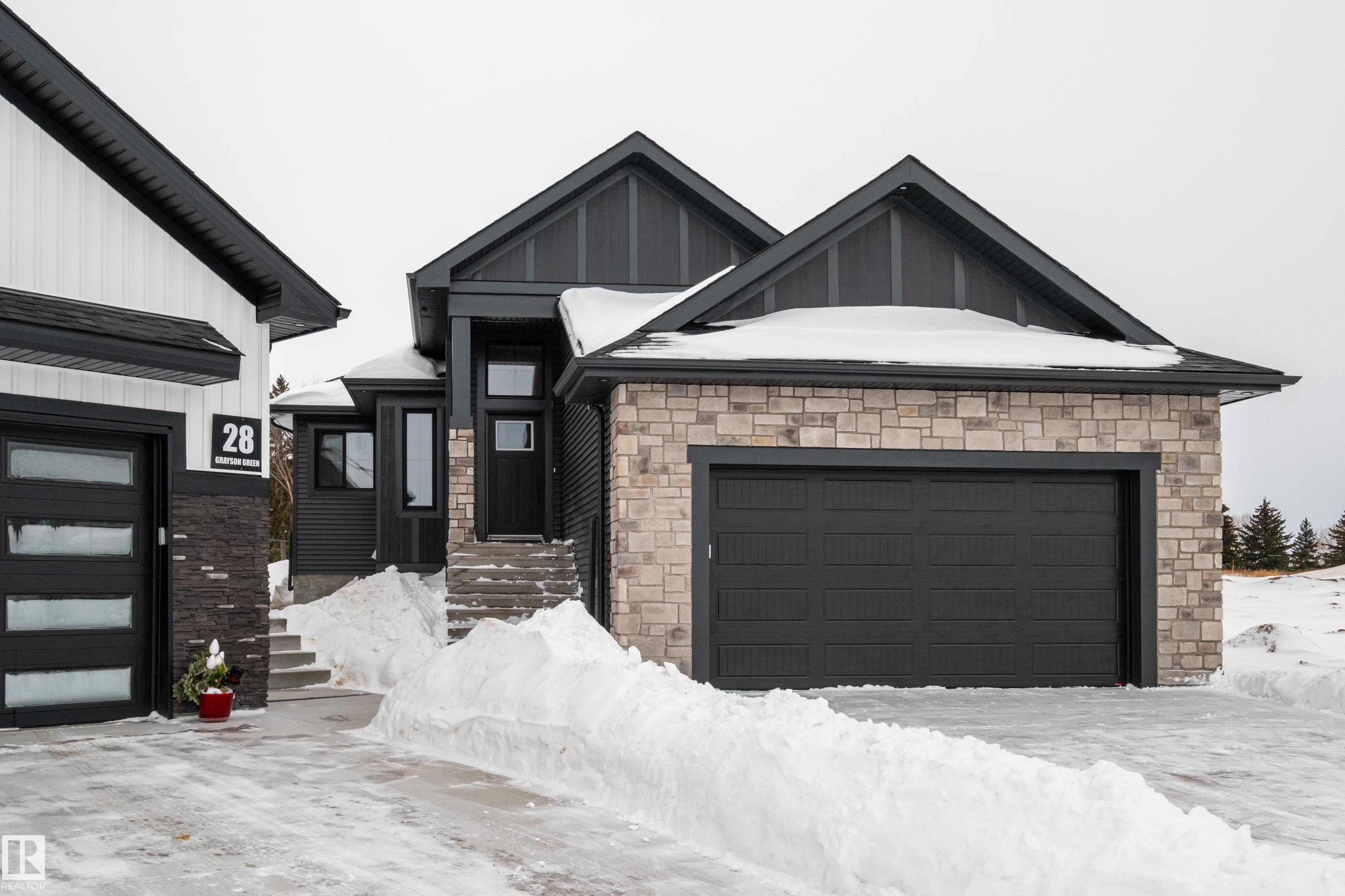 30 Grayson green, The Fairways, Stony Plain