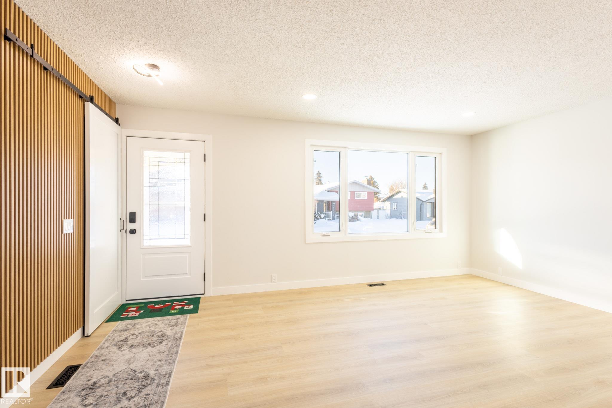 Photo 6 at 16215 102 Street NW, Lorelei, Edmonton
