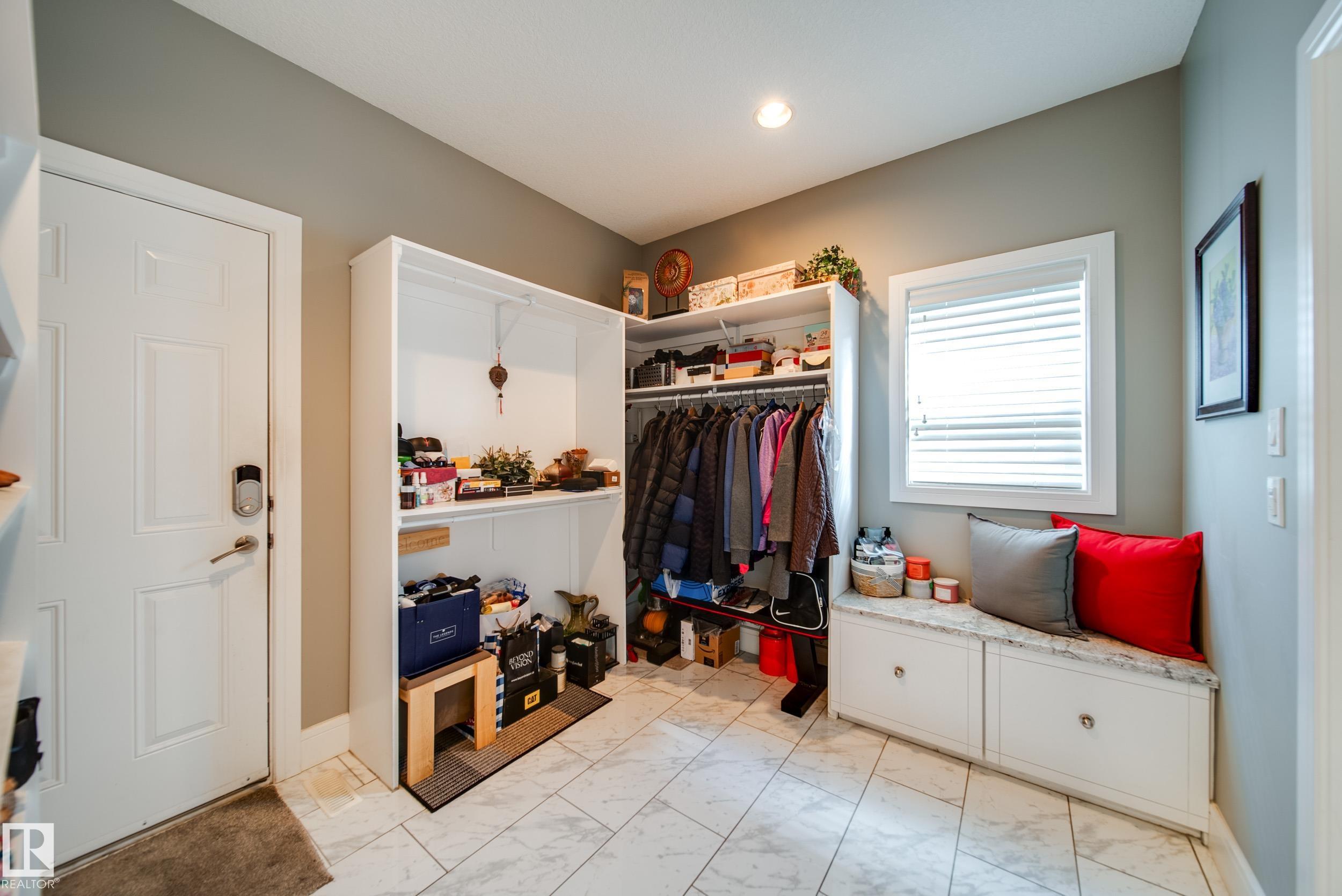 Photo 6 at 5410 Mcluhan End end NW, MacTaggart, Edmonton