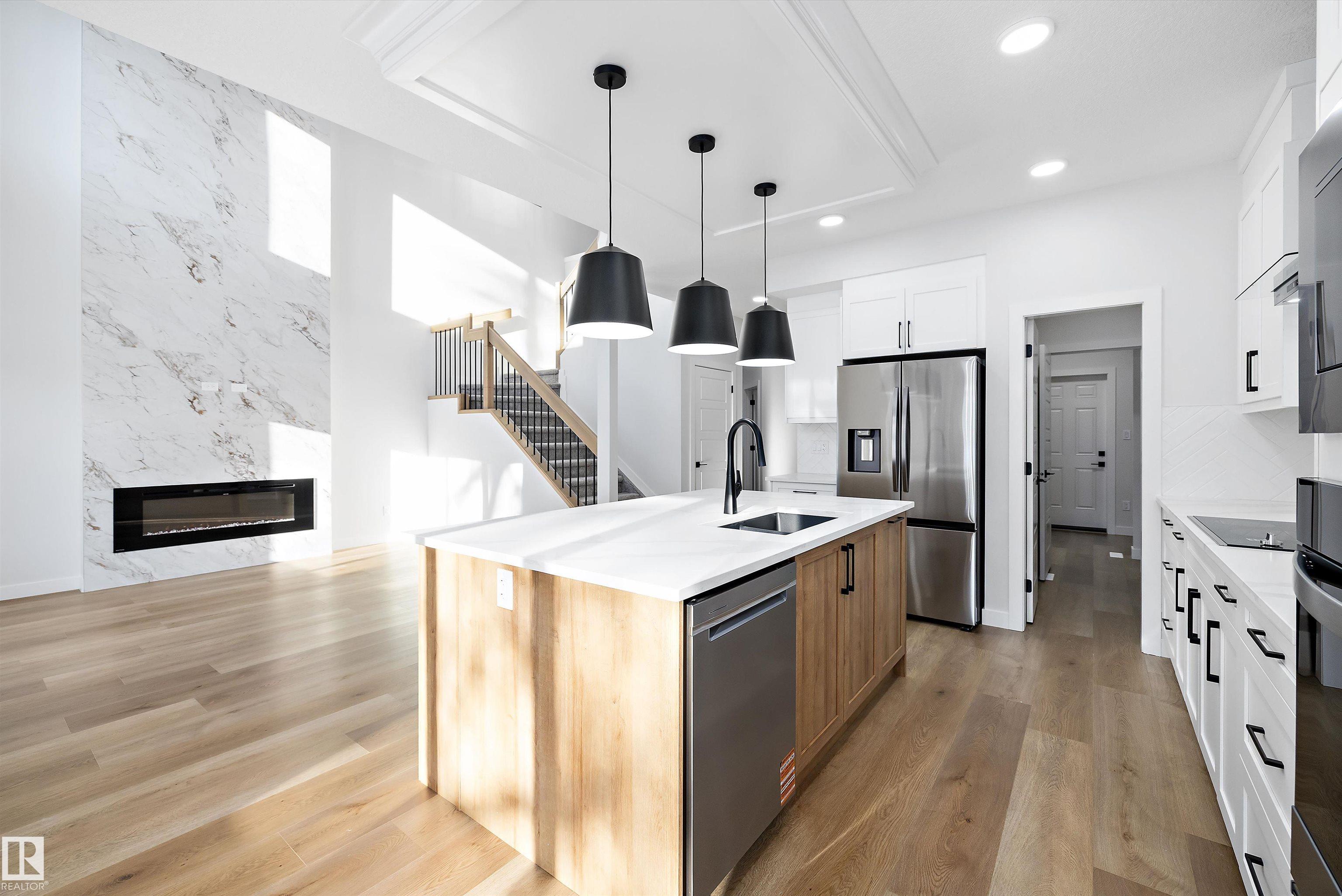 Photo 14 at 1713 Crossbill Loop NW, Kinglet Gardens, Edmonton