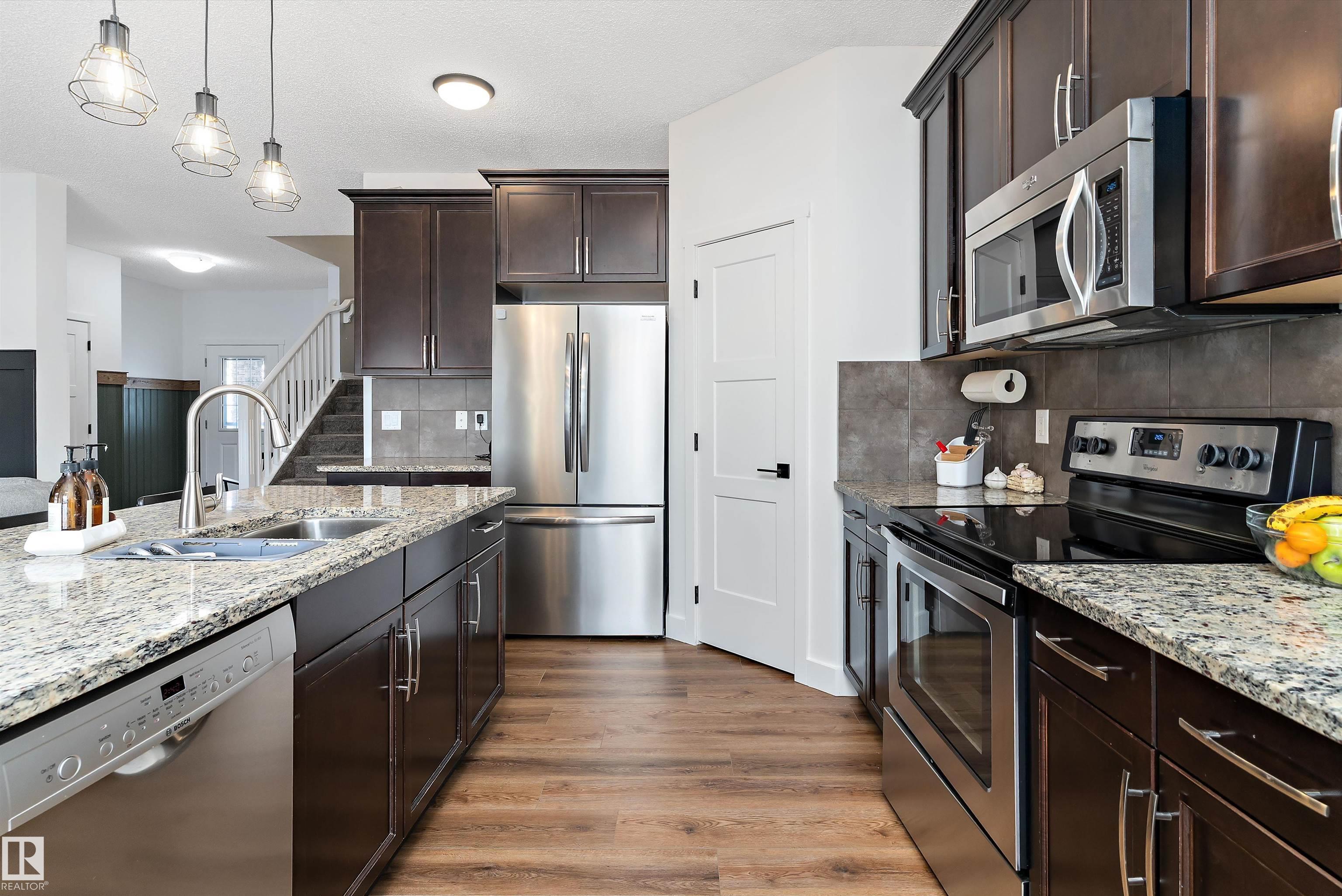 Photo 14 at 16 Sutherland Street, Suntree, Leduc