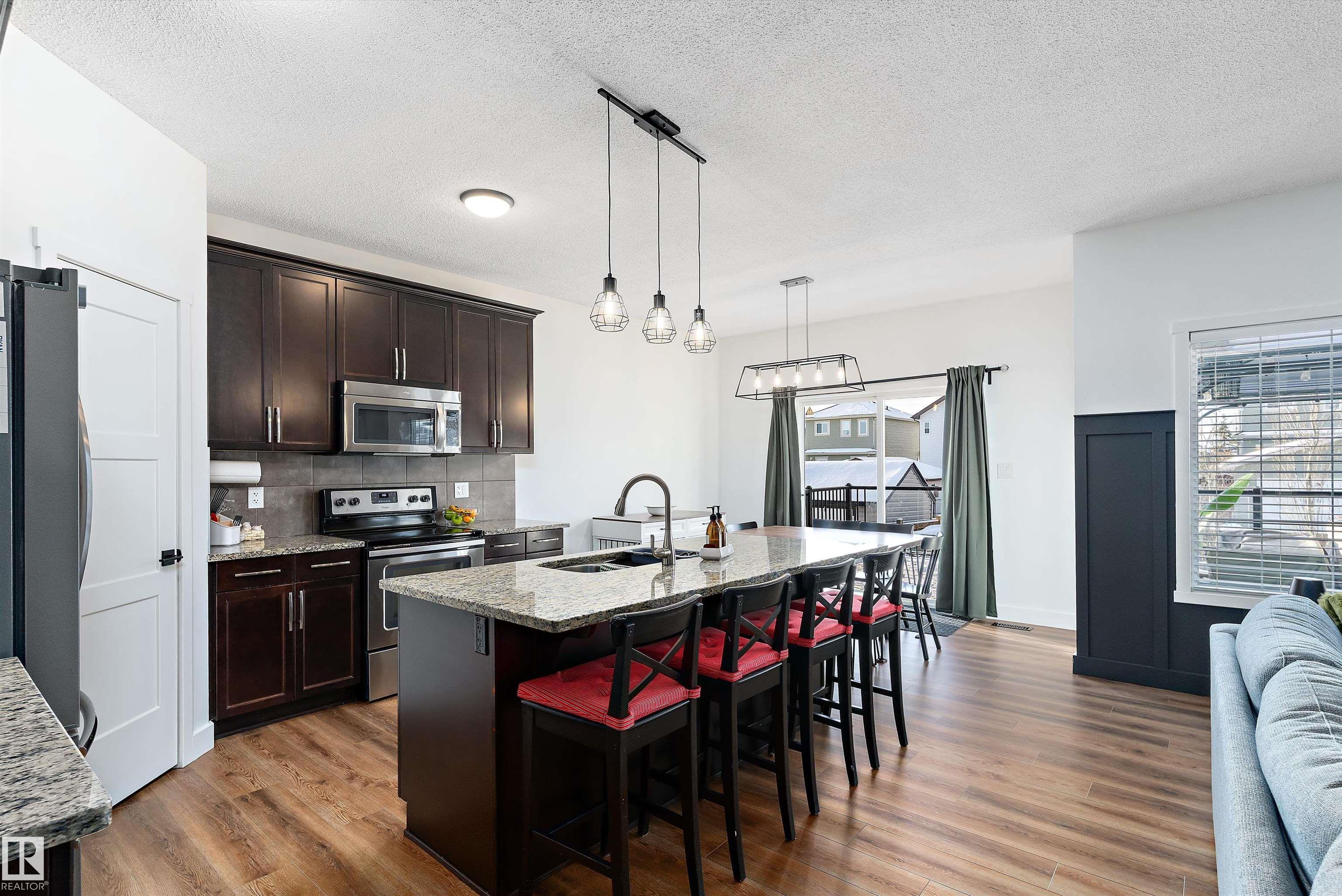 Photo 16 at 16 Sutherland Street, Suntree, Leduc