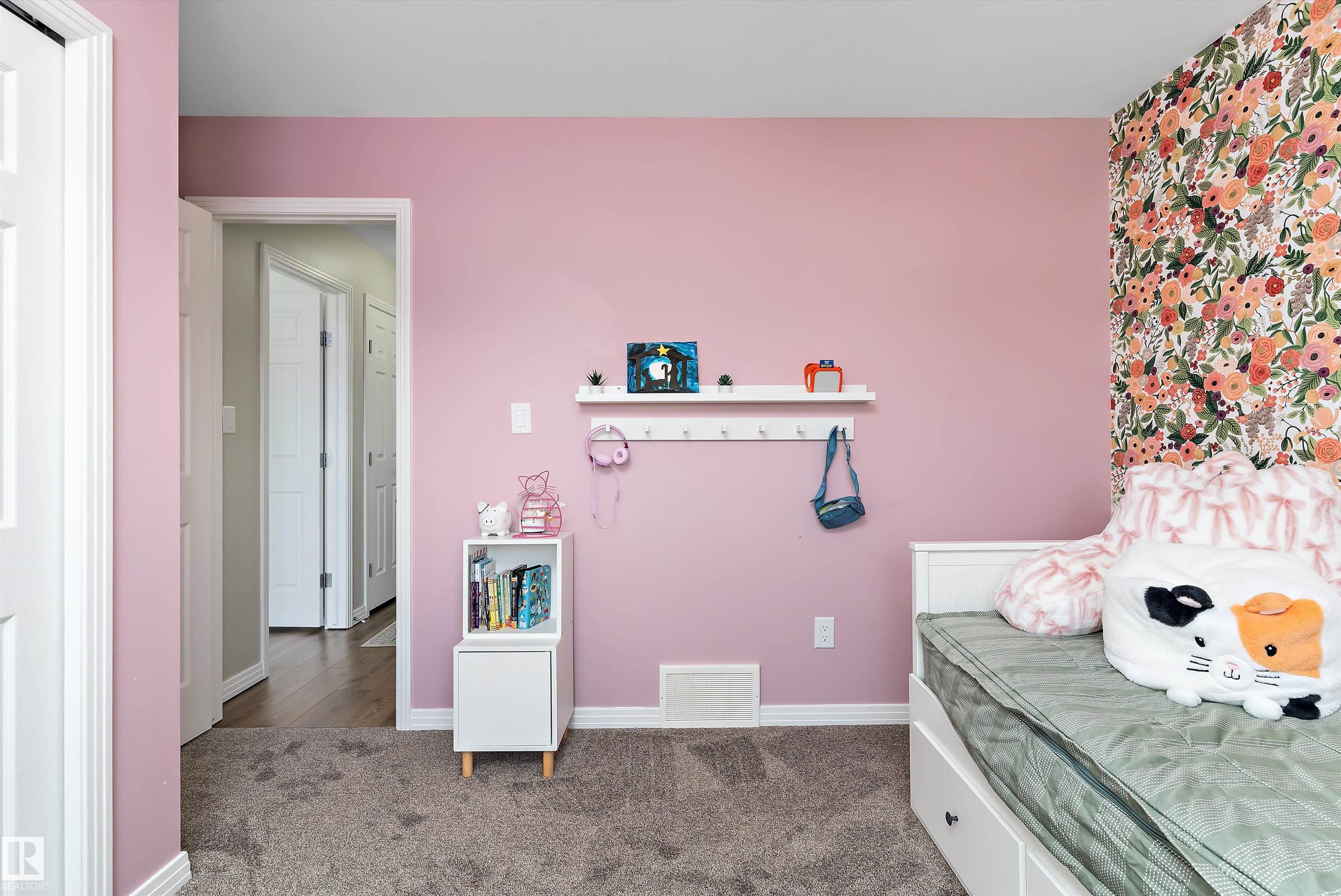 Photo 30 at 16 Sutherland Street, Suntree, Leduc