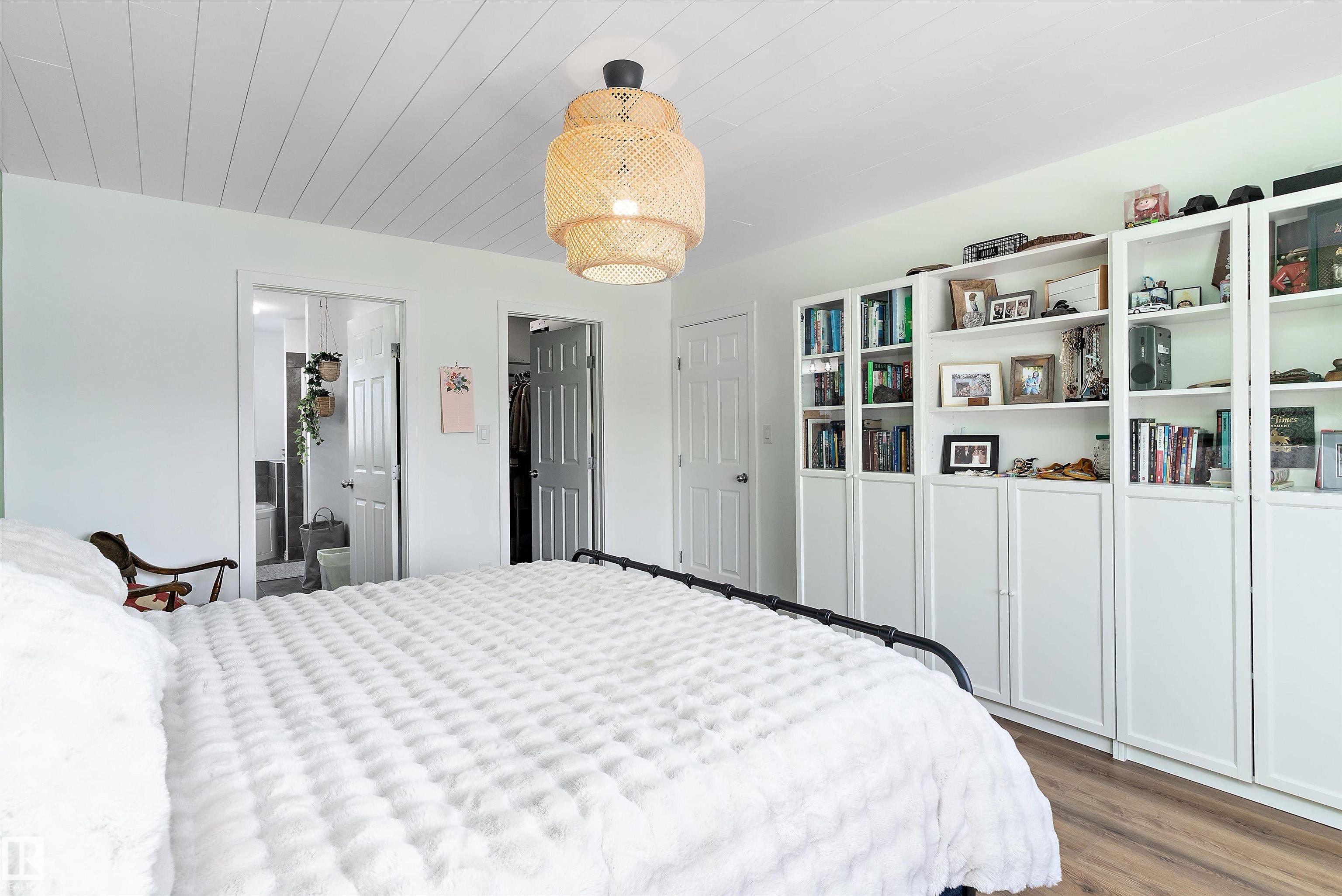 Photo 35 at 16 Sutherland Street, Suntree, Leduc