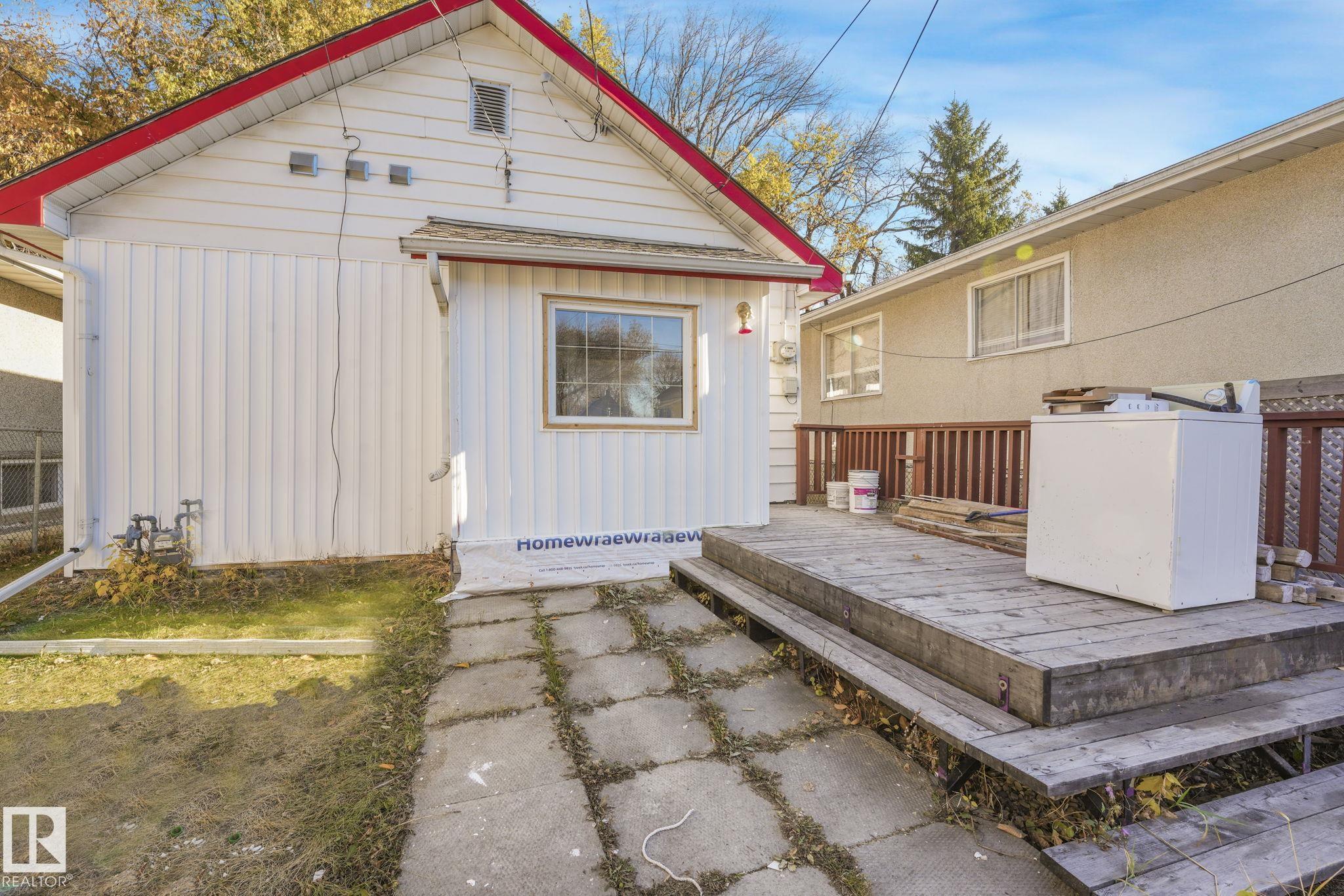 Photo 14 at 11932 91 Street NW, Alberta Avenue, Edmonton