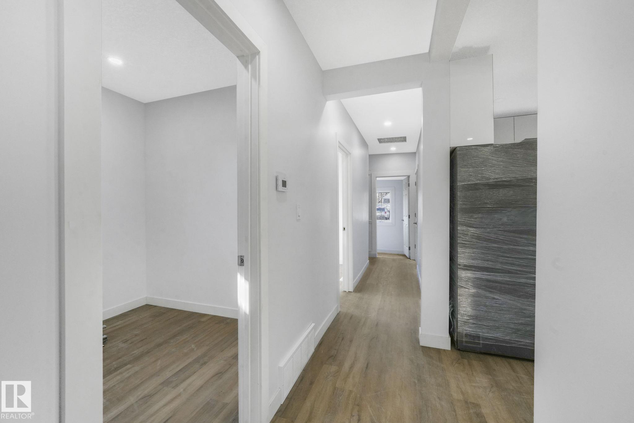 Photo 32 at 11932 91 Street NW, Alberta Avenue, Edmonton