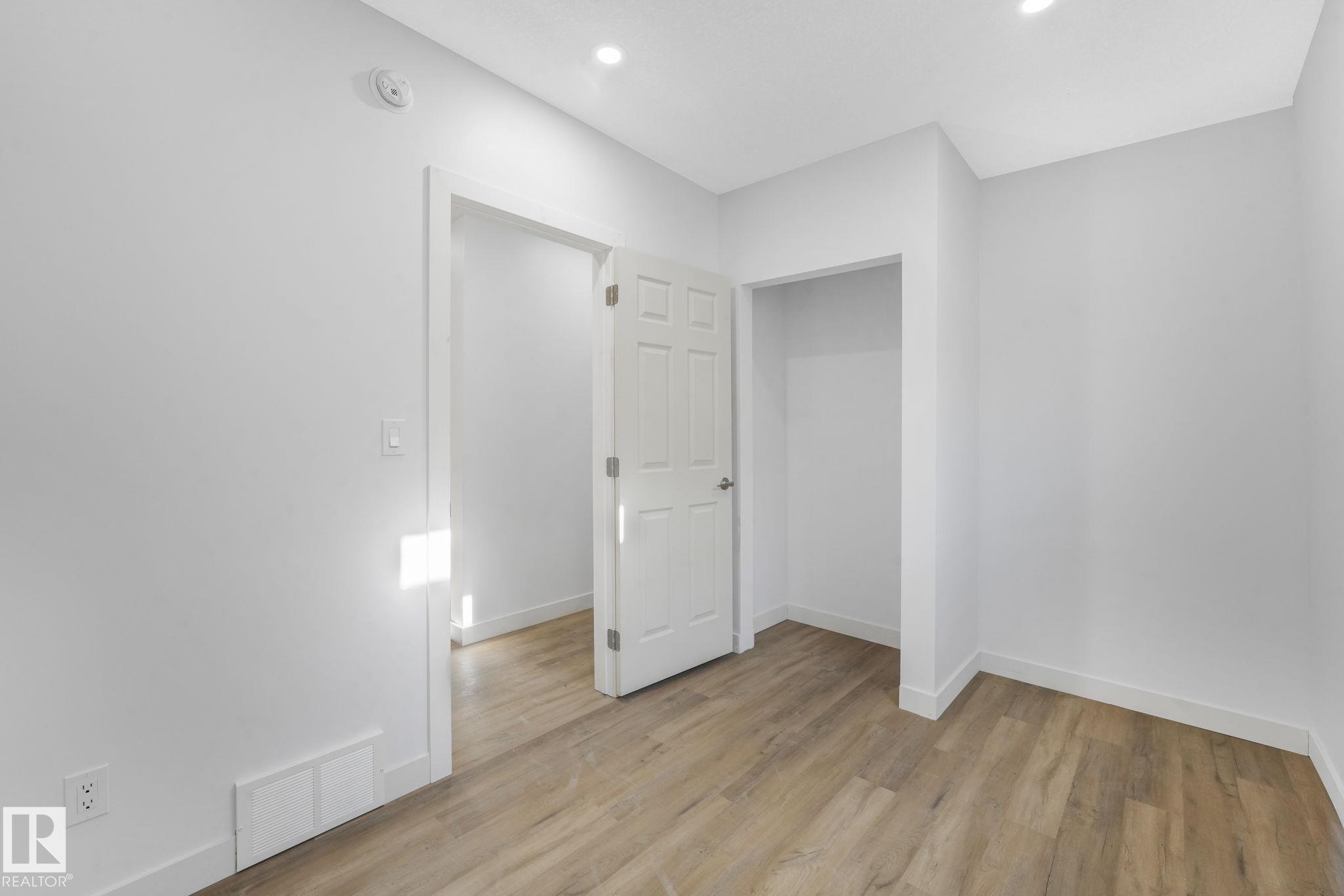 Photo 34 at 11932 91 Street NW, Alberta Avenue, Edmonton