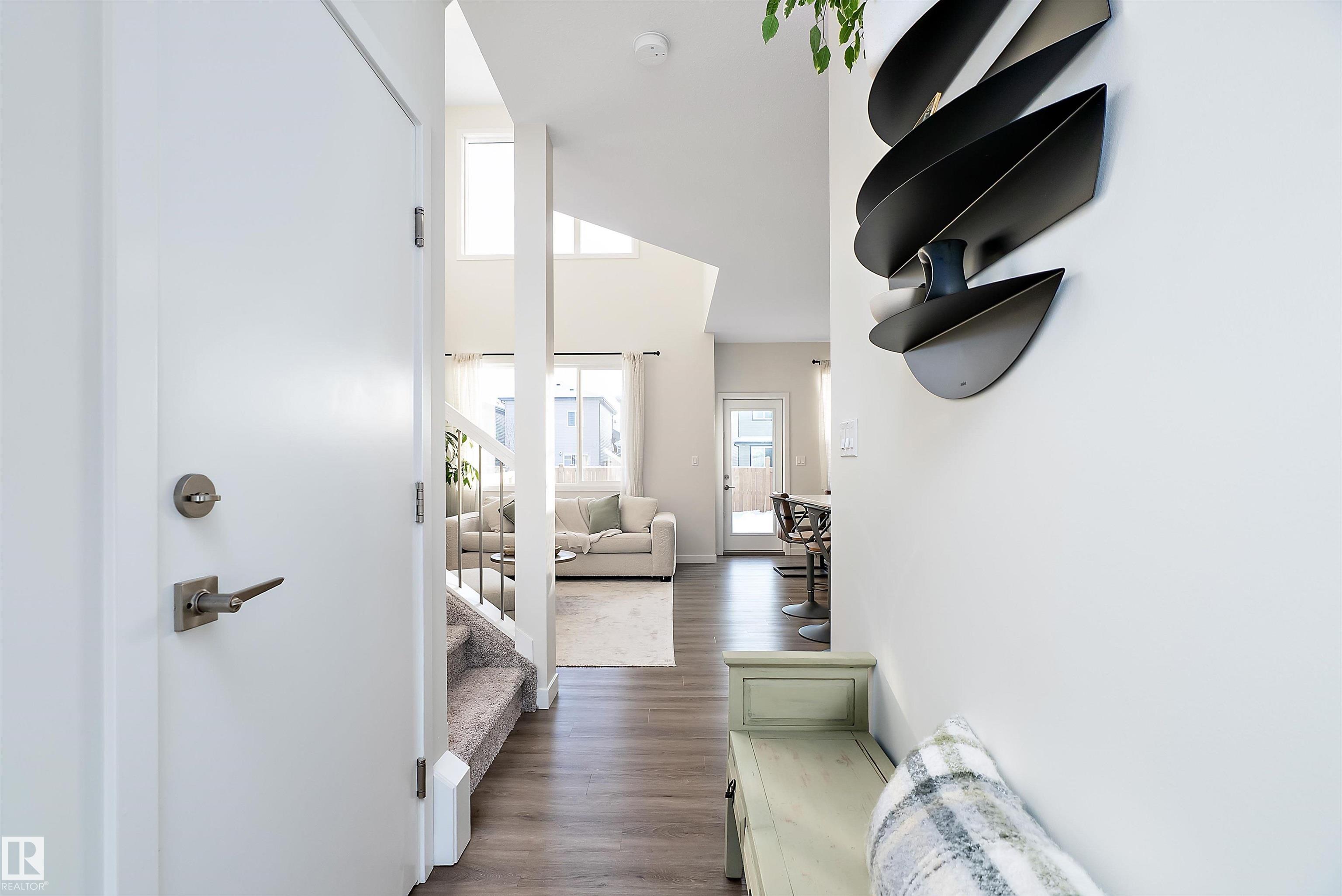 Photo 17 at 21 Rolston Court, Robinson, Leduc