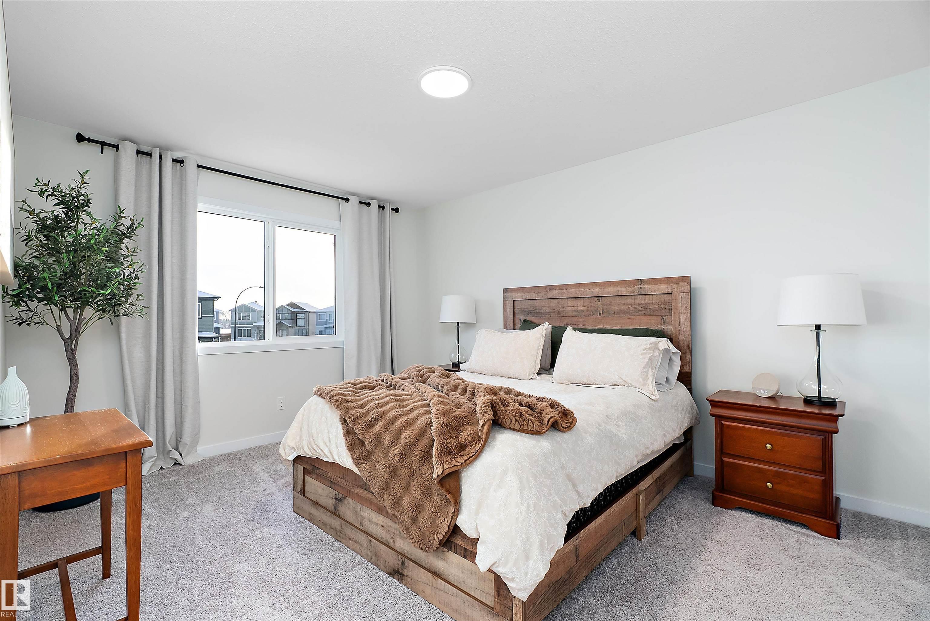 Photo 21 at 21 Rolston Court, Robinson, Leduc