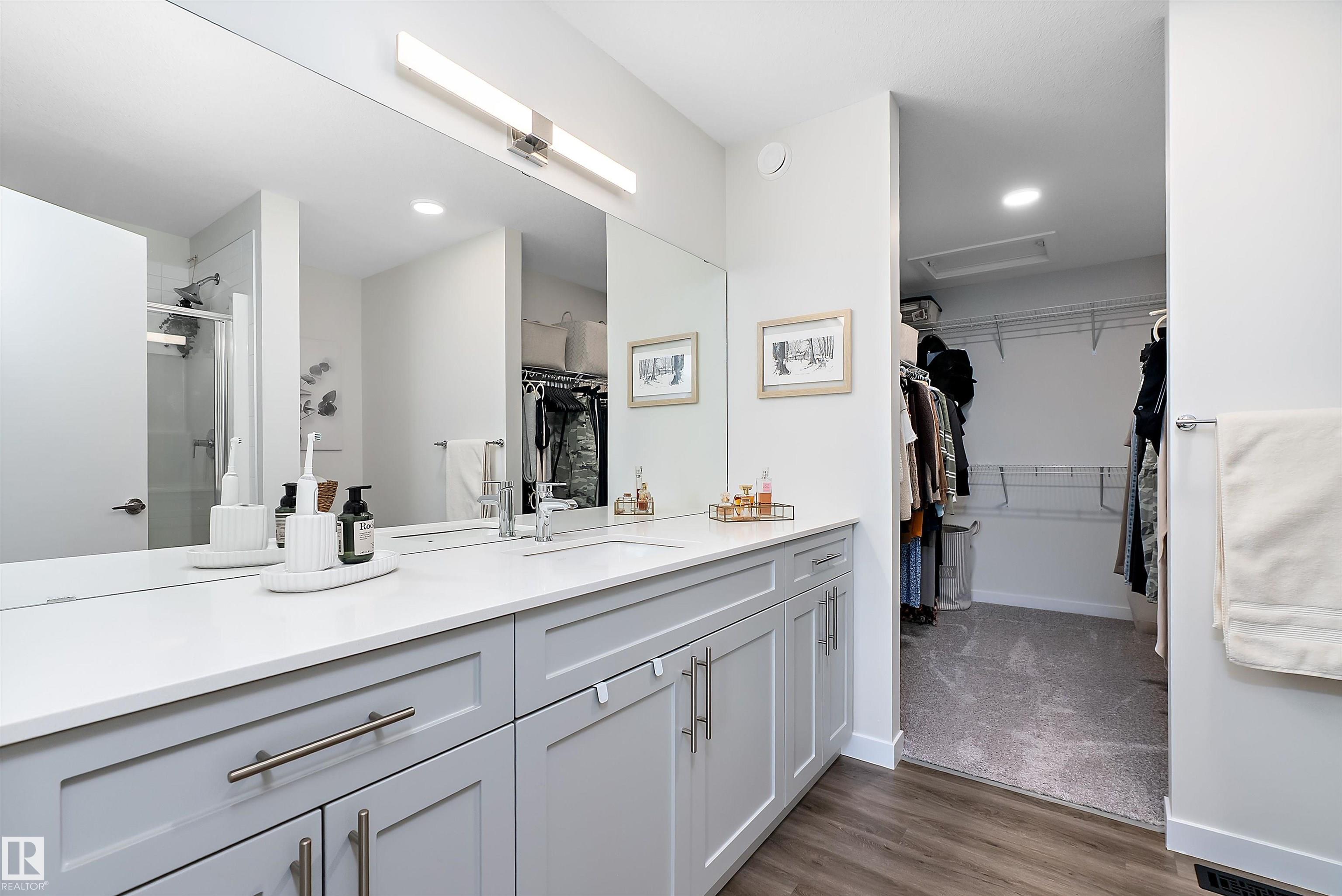 Photo 26 at 21 Rolston Court, Robinson, Leduc