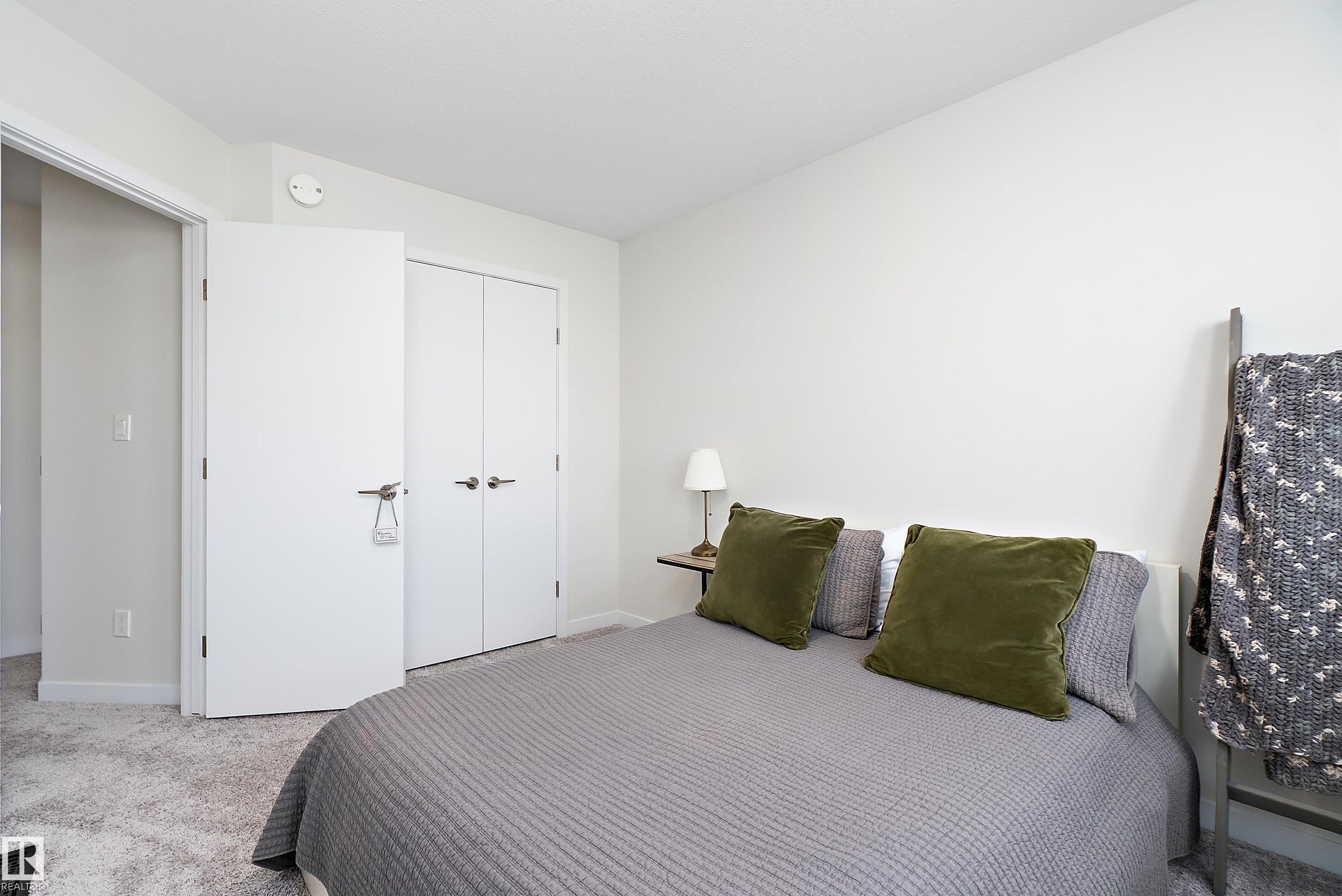 Photo 30 at 21 Rolston Court, Robinson, Leduc