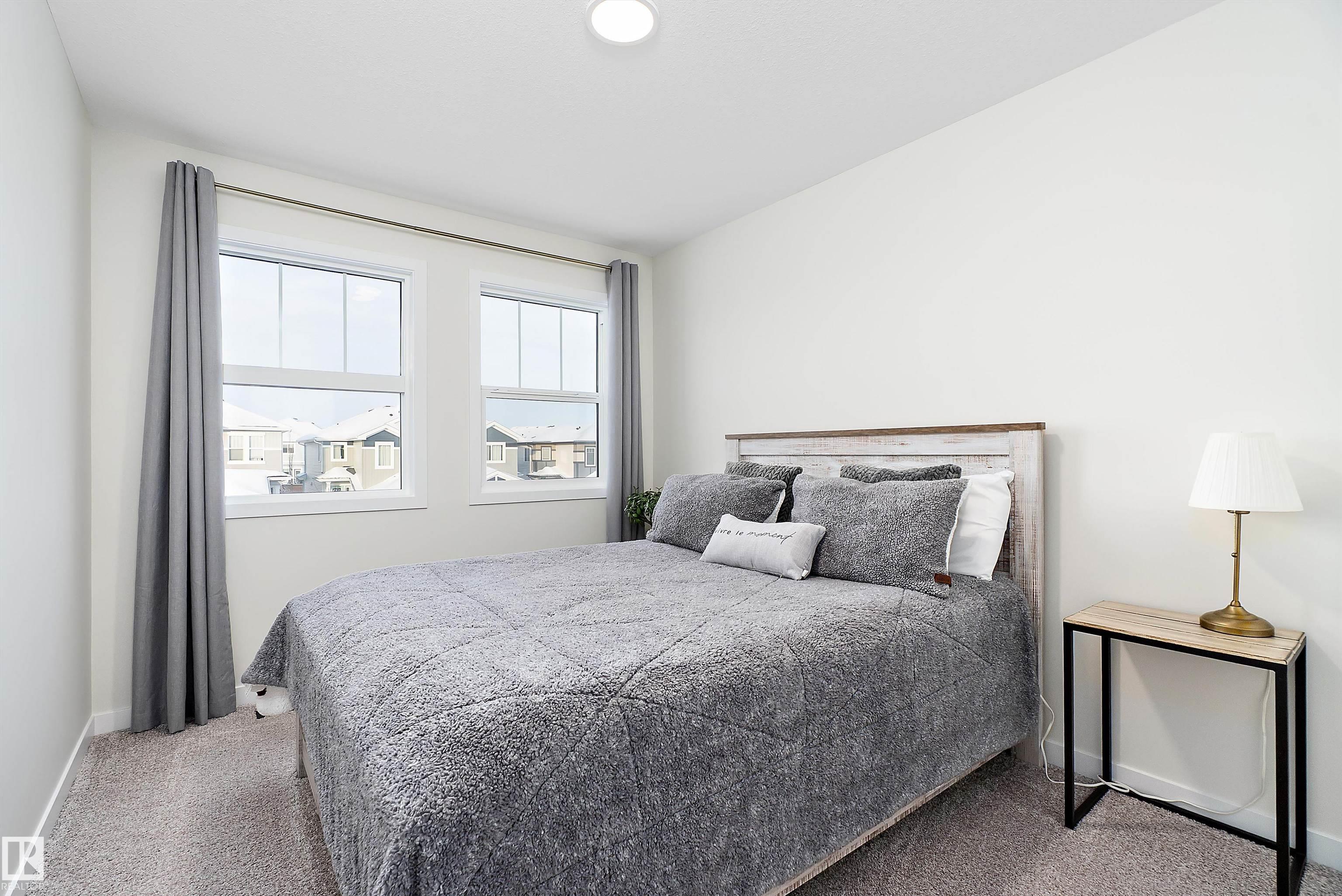 Photo 31 at 21 Rolston Court, Robinson, Leduc