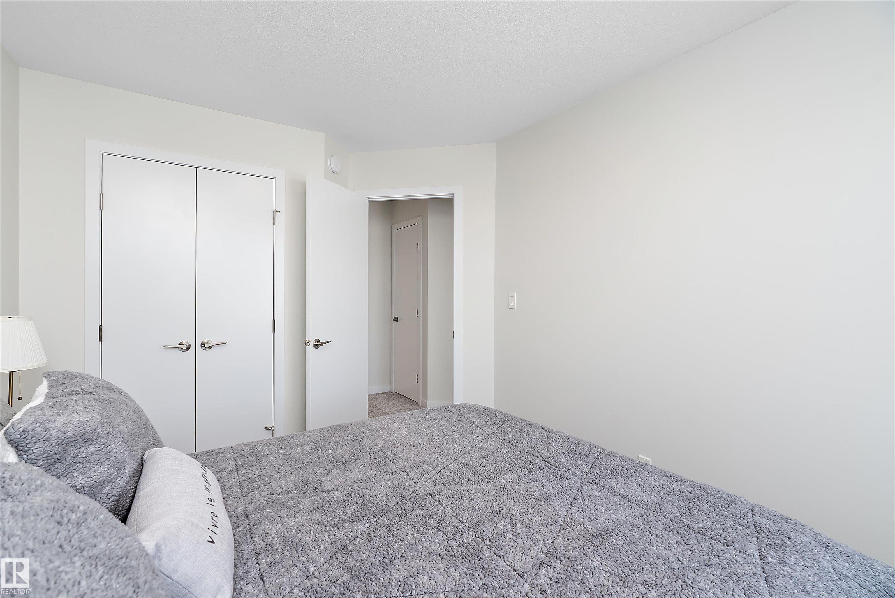 Photo 32 at 21 Rolston Court, Robinson, Leduc