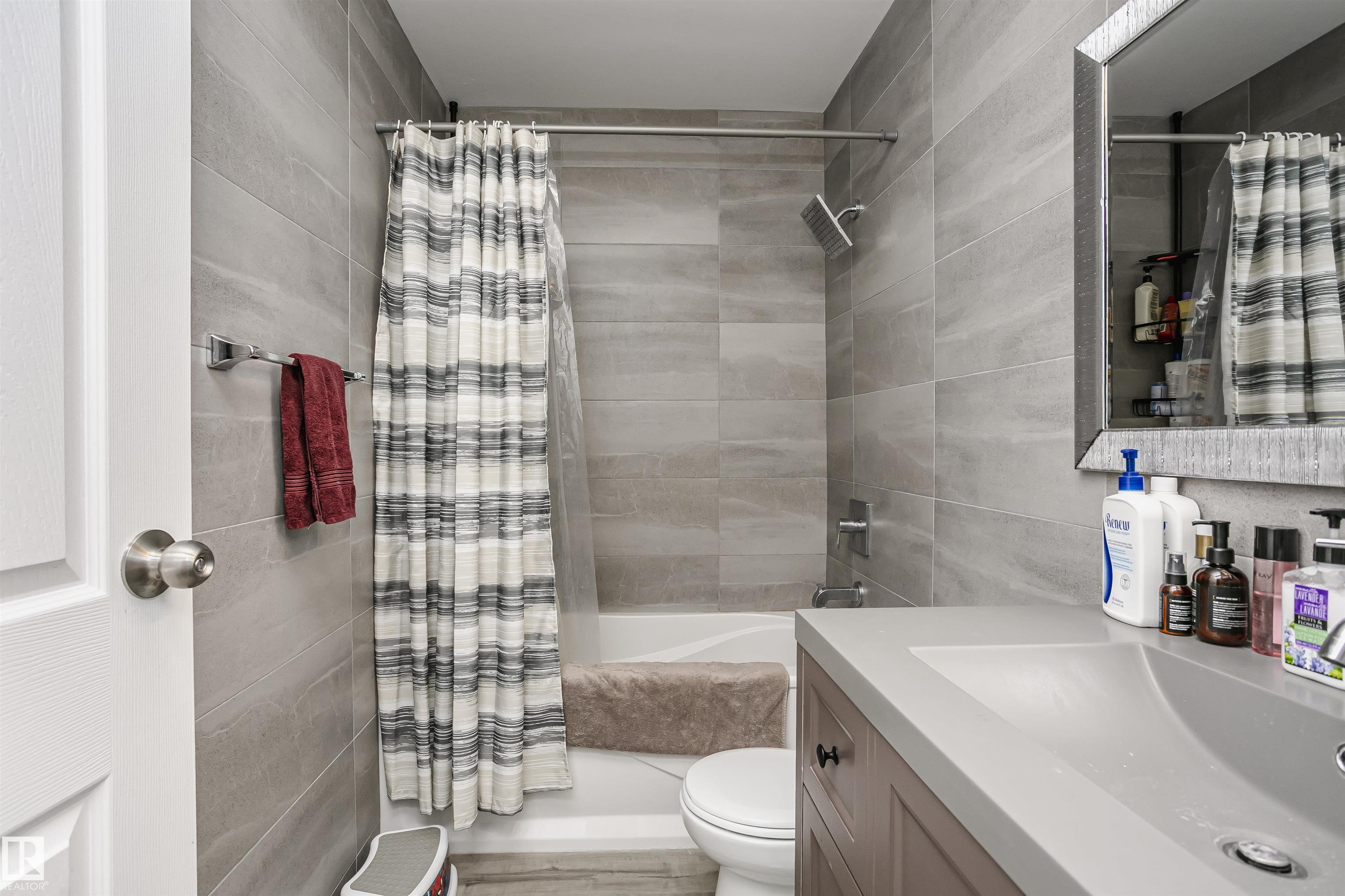 Photo 32 at 3103 109 Street NW, Steinhauer, Edmonton