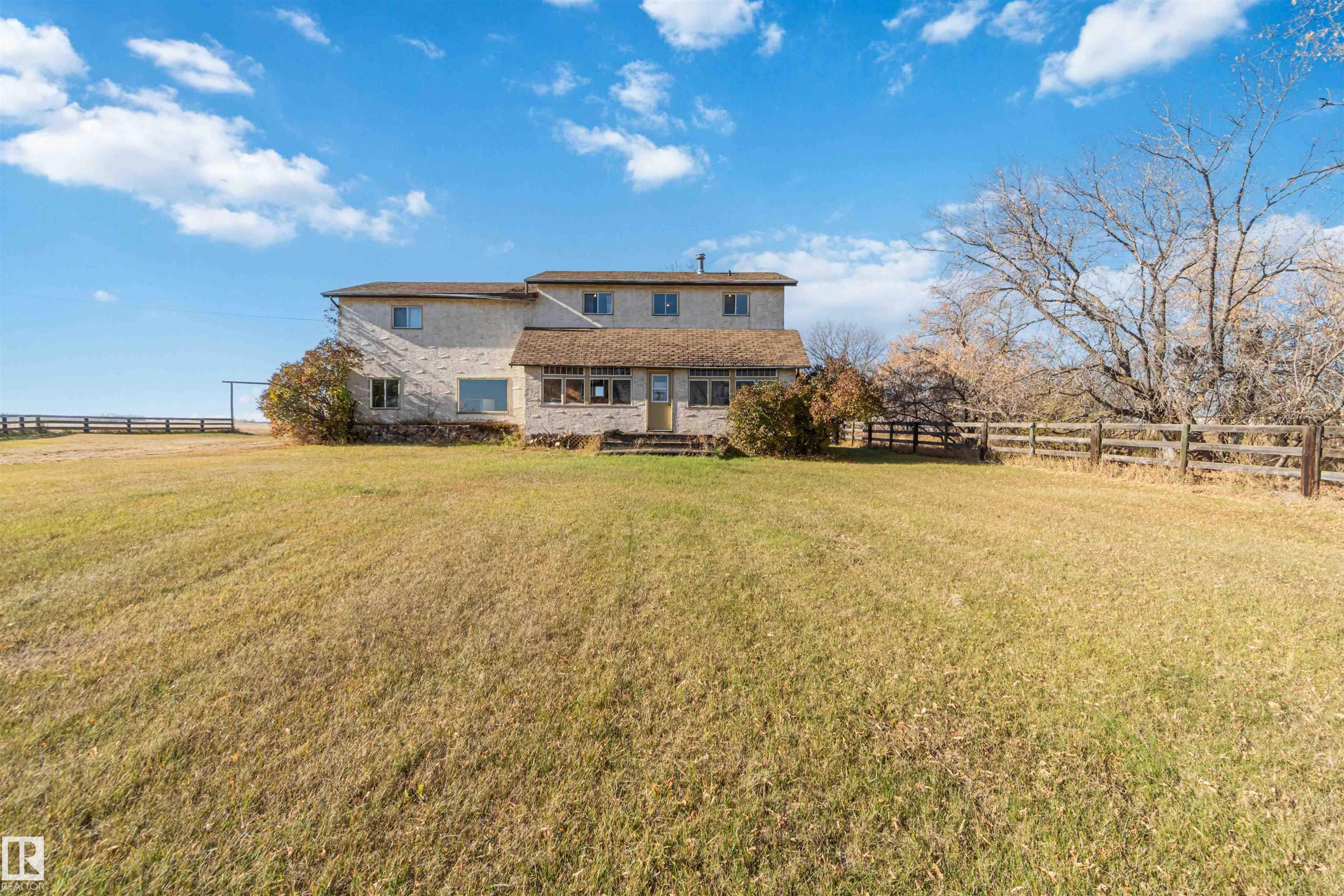 57312 Rr 222, None, Rural Sturgeon County