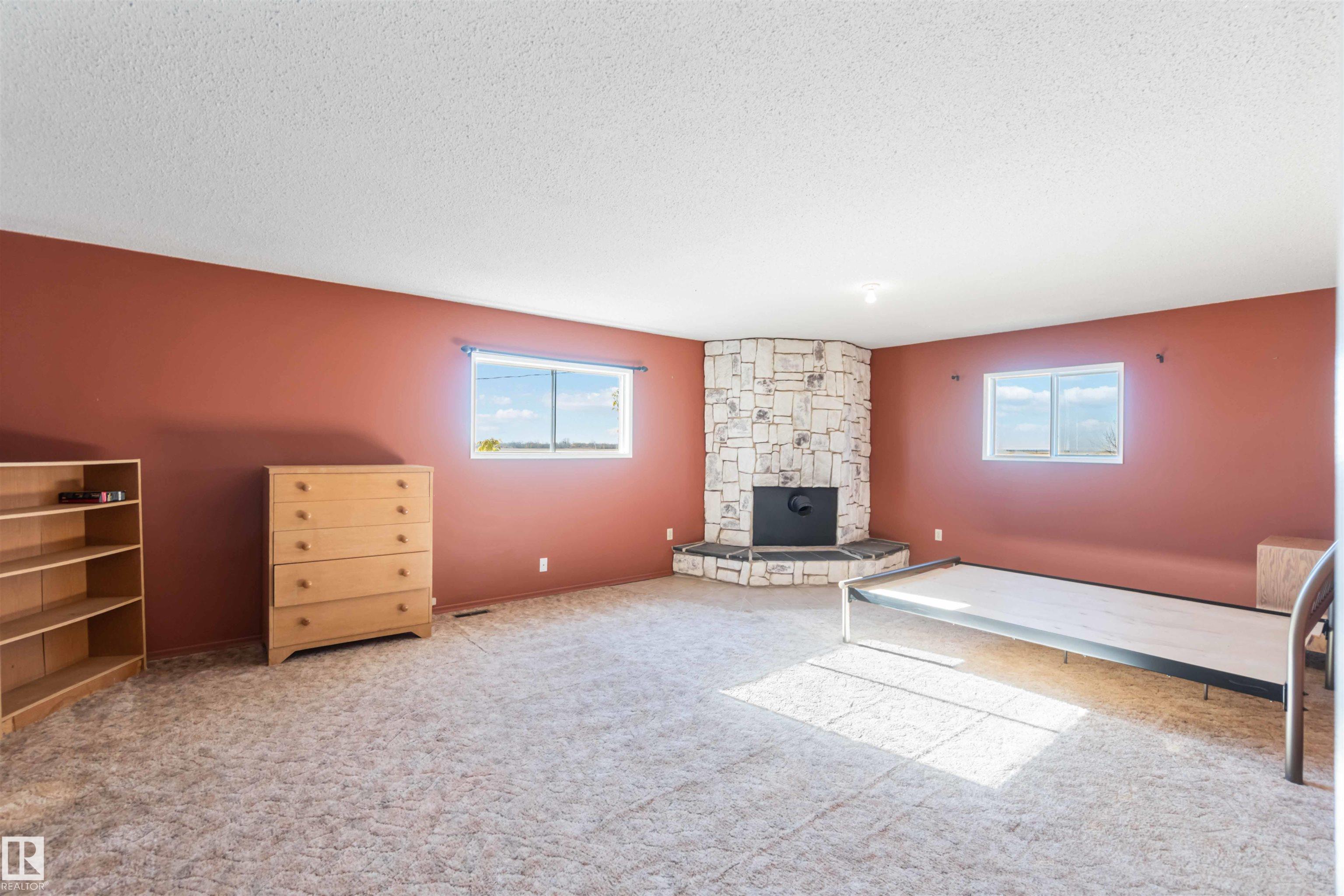 Photo 30 at 57312 Rr 222, None, Rural Sturgeon County