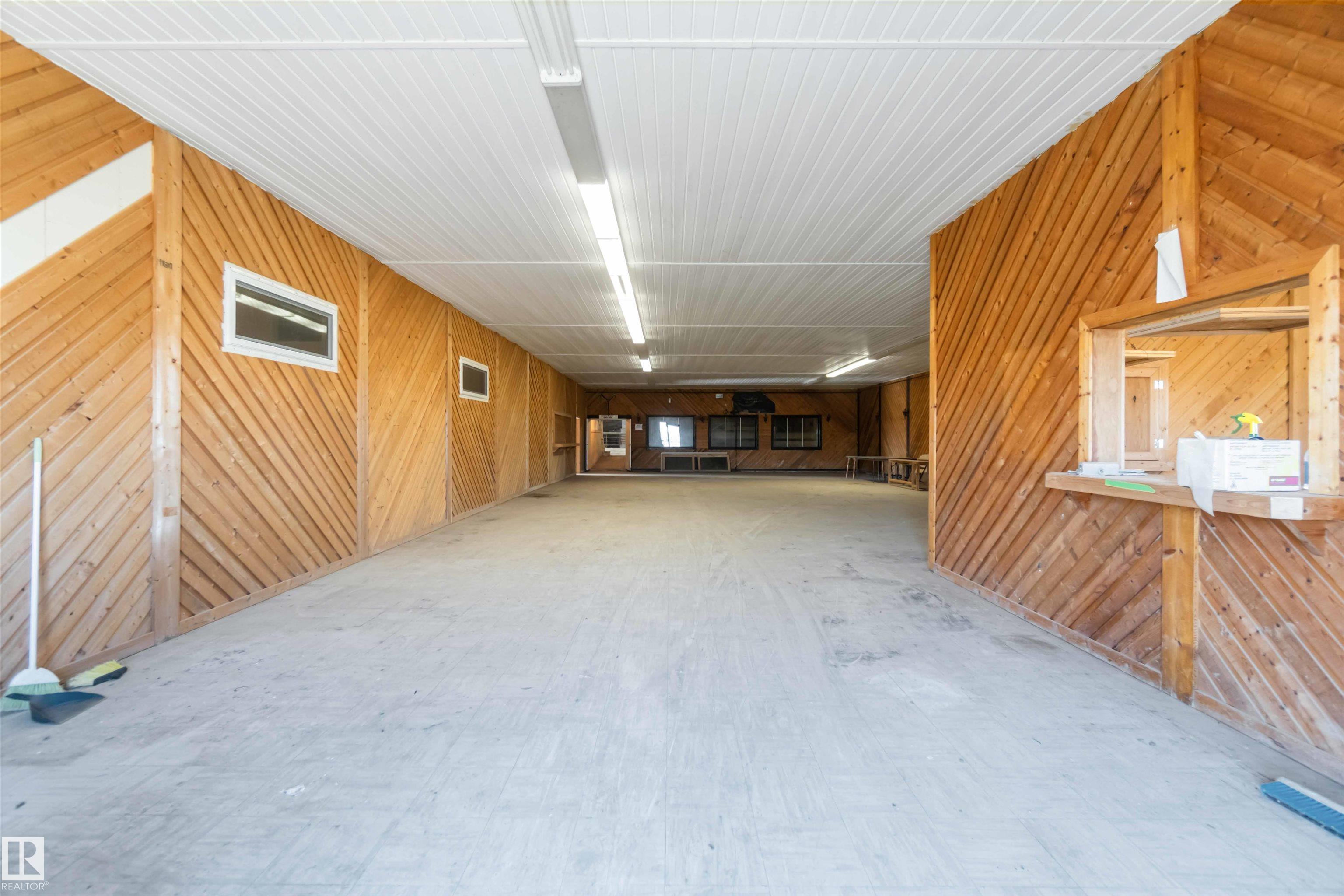 Photo 34 at 57312 Rr 222, None, Rural Sturgeon County