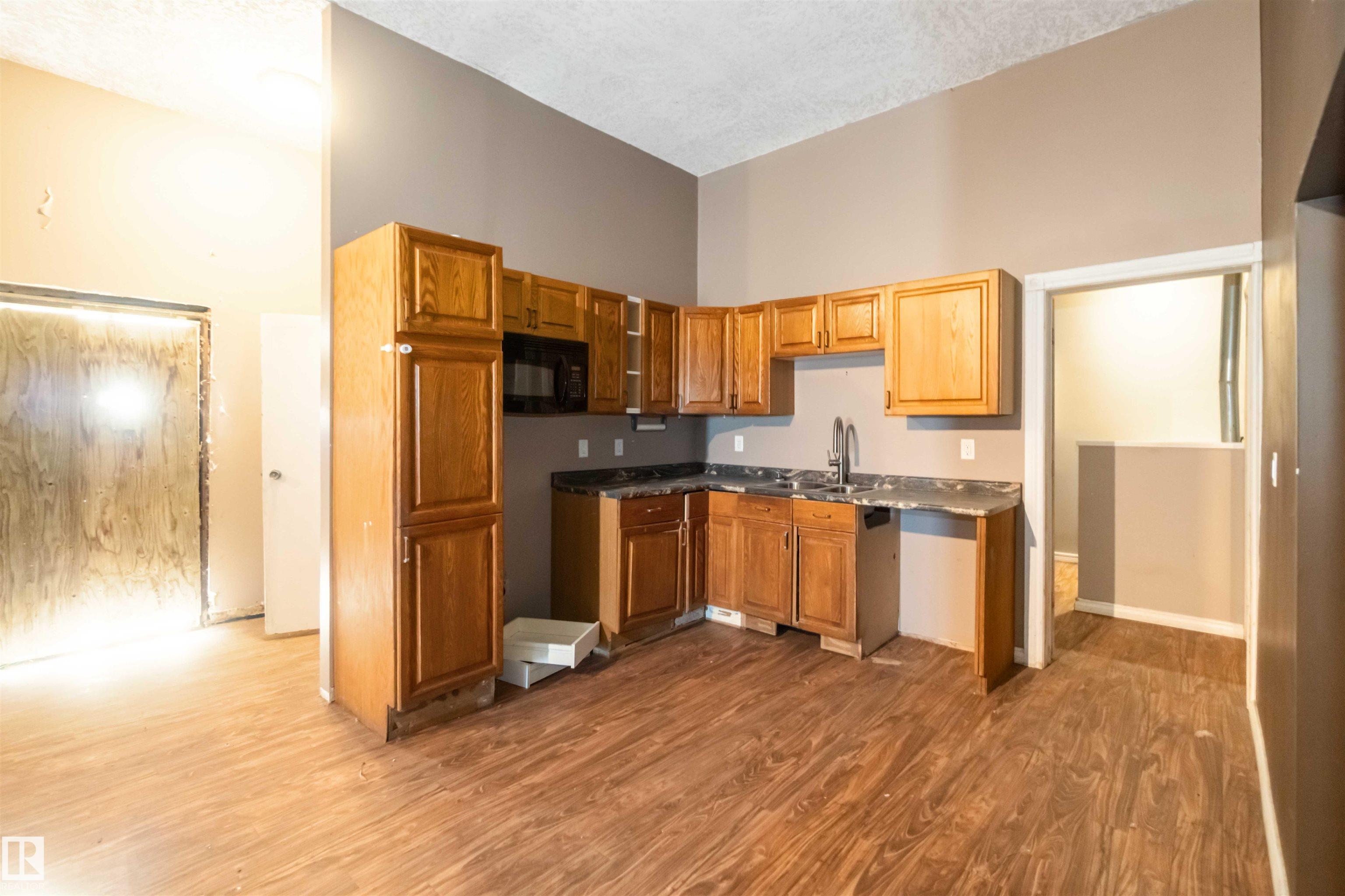 Photo 43 at 57312 Rr 222, None, Rural Sturgeon County