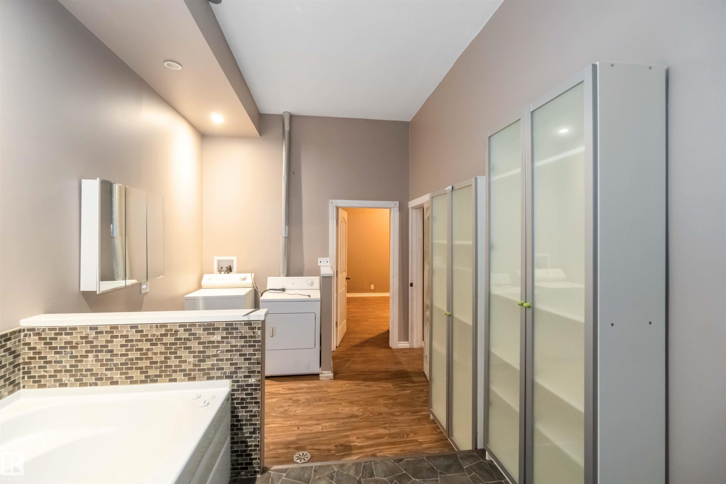 Photo 46 at 57312 Rr 222, None, Rural Sturgeon County