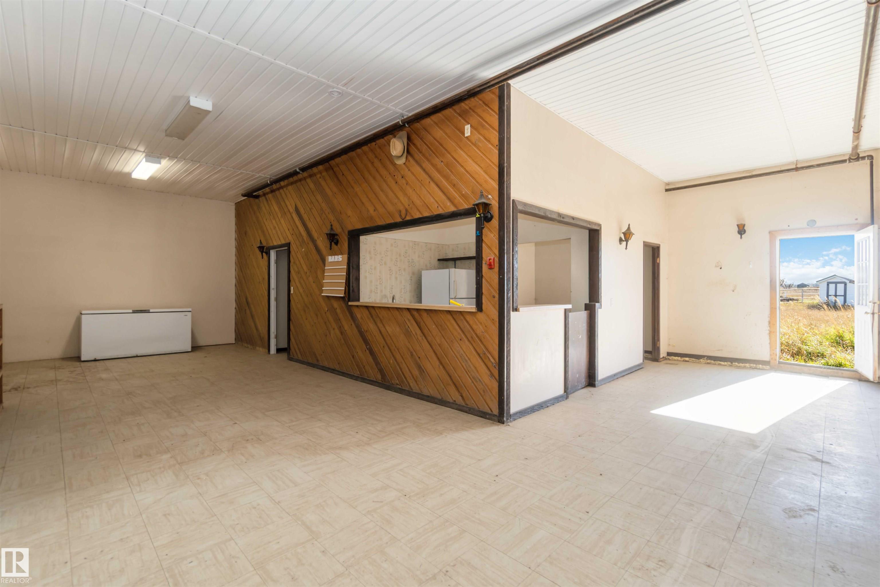 Photo 48 at 57312 Rr 222, None, Rural Sturgeon County