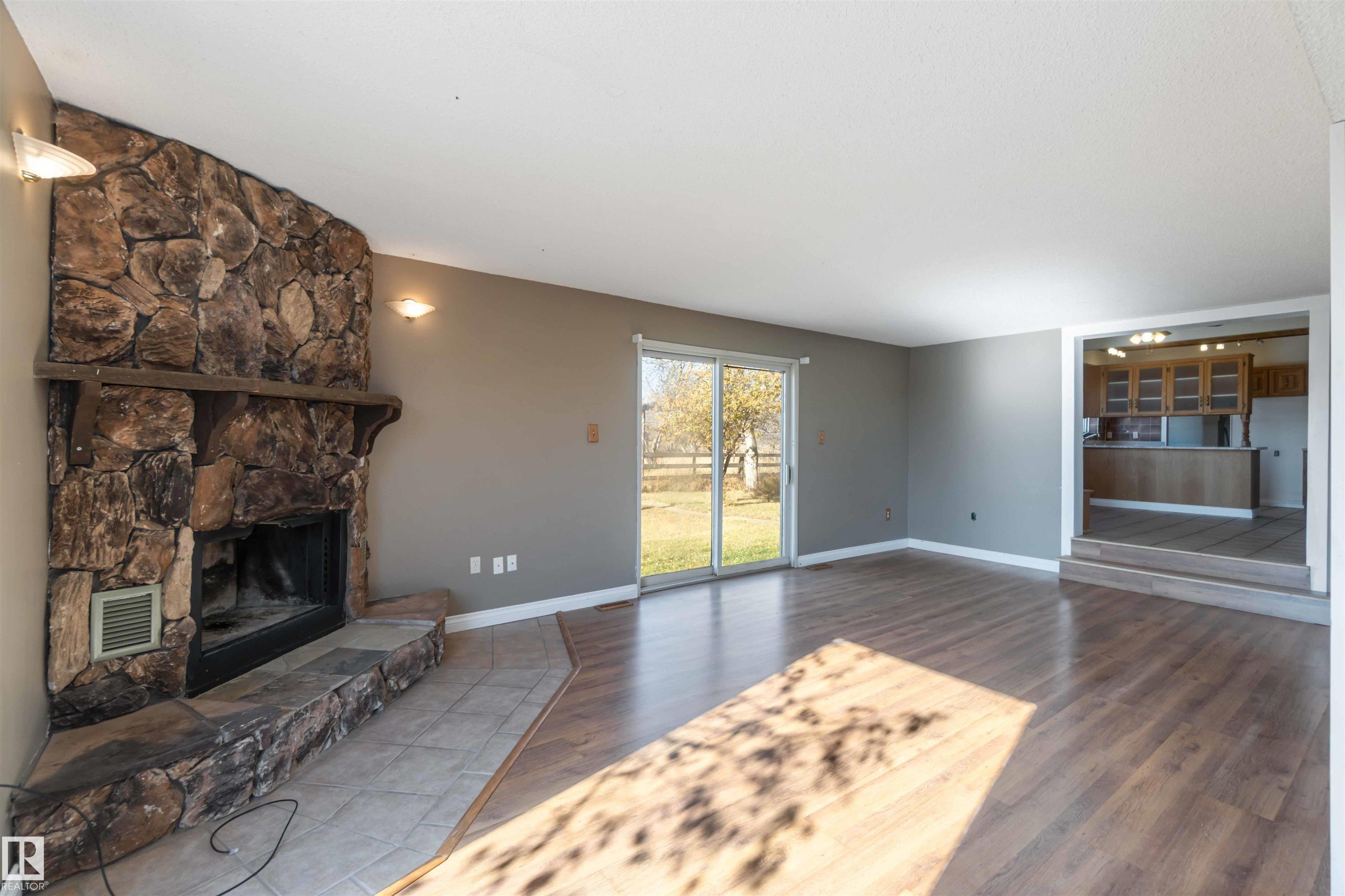 Photo 7 at 57312 Rr 222, None, Rural Sturgeon County