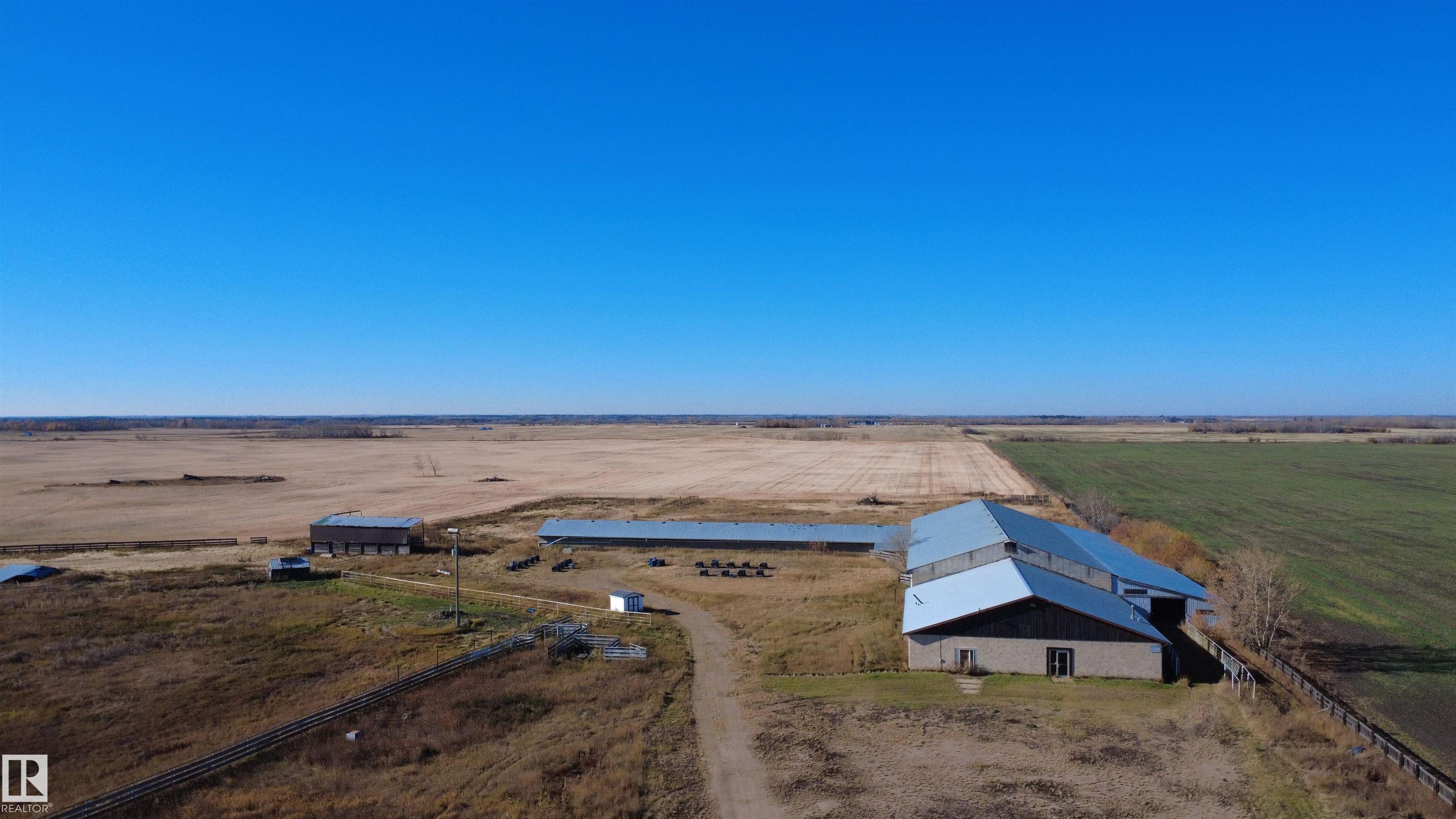 Photo 63 at 57312 Rr 222, None, Rural Sturgeon County