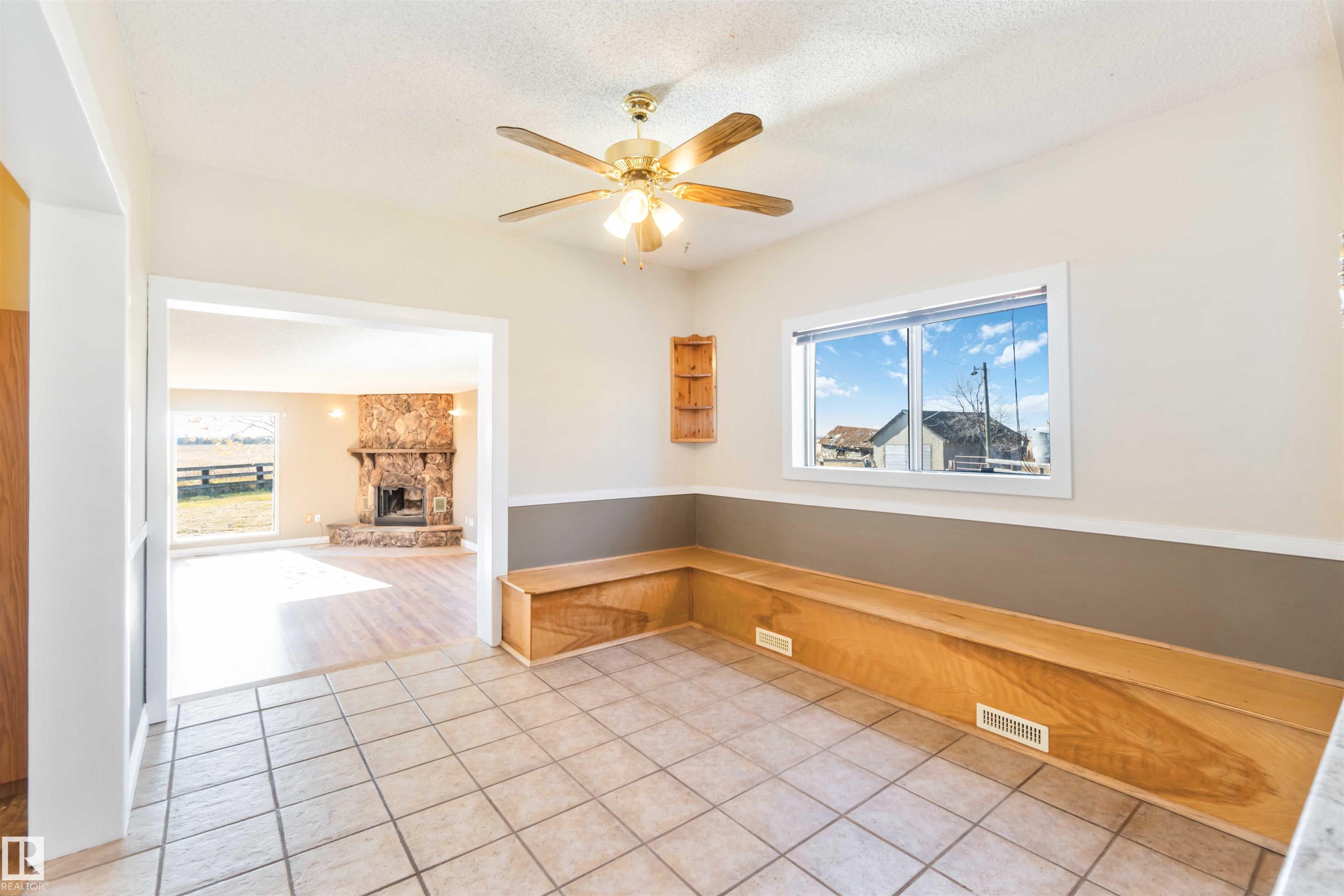 Photo 9 at 57312 Rr 222, None, Rural Sturgeon County