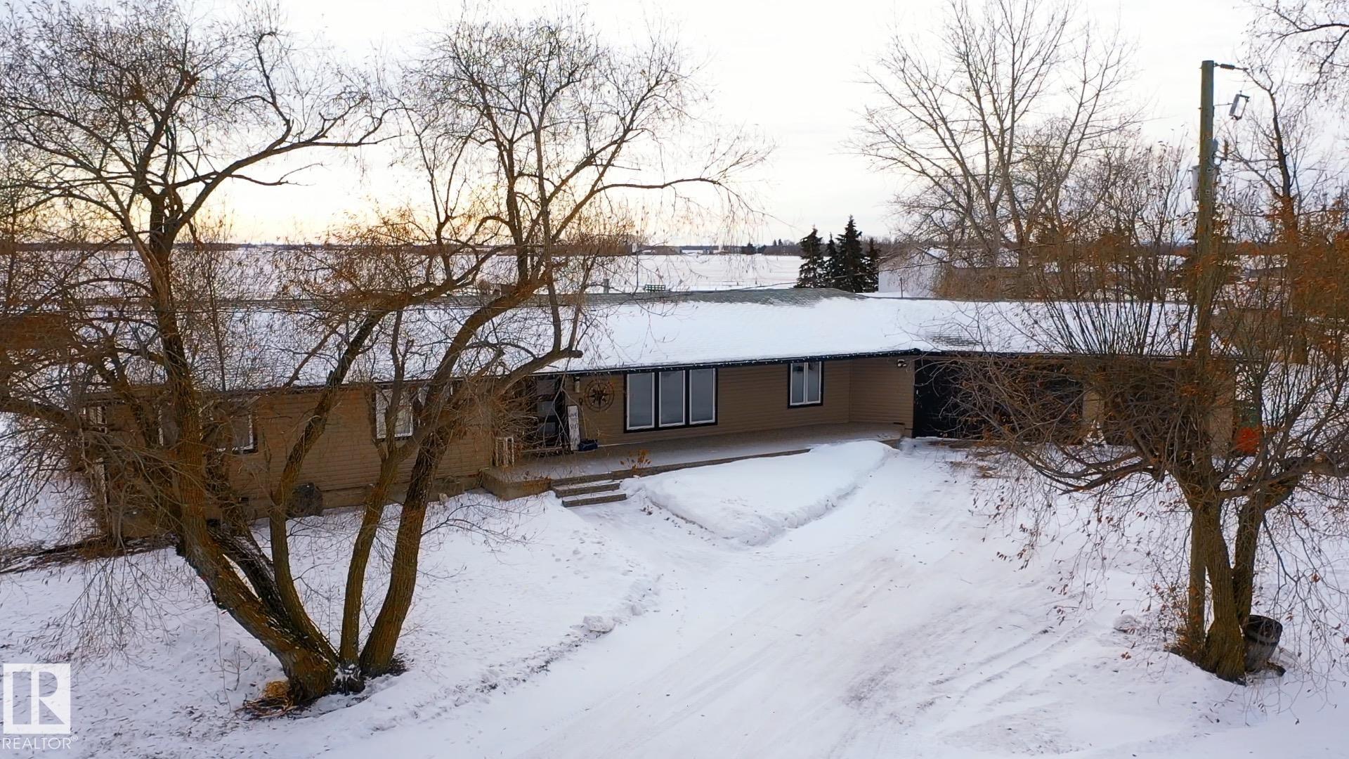 25421 Twp Road 554, None, Rural Sturgeon County