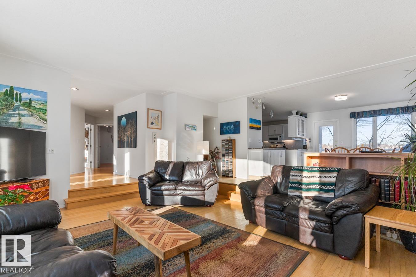 Photo 8 at 6508 109 Avenue NW, Capilano, Edmonton