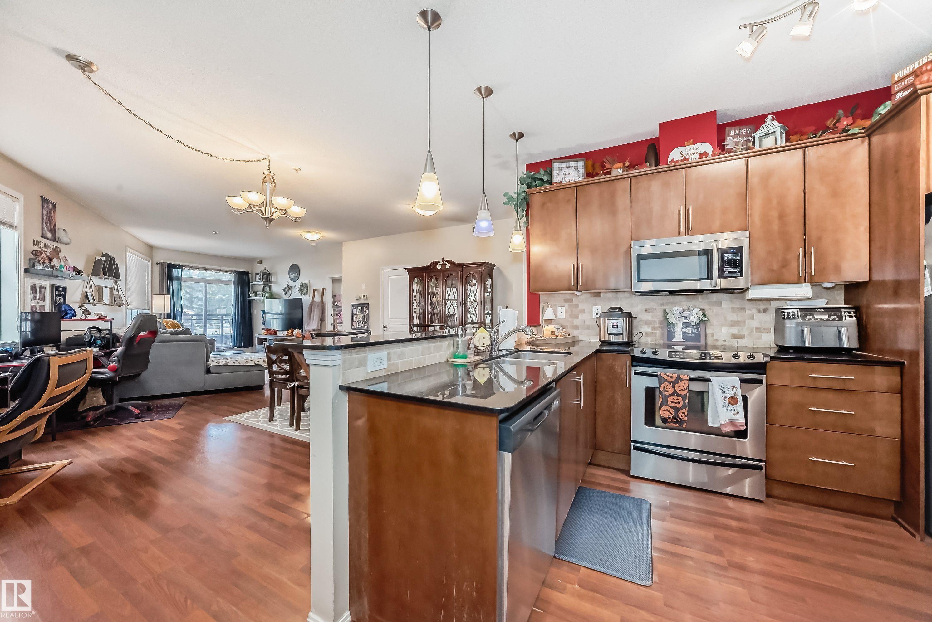 Photo 9 at 100 - 9940 Sherridon Drive, Sherridon Heights, Fort Saskatchewan