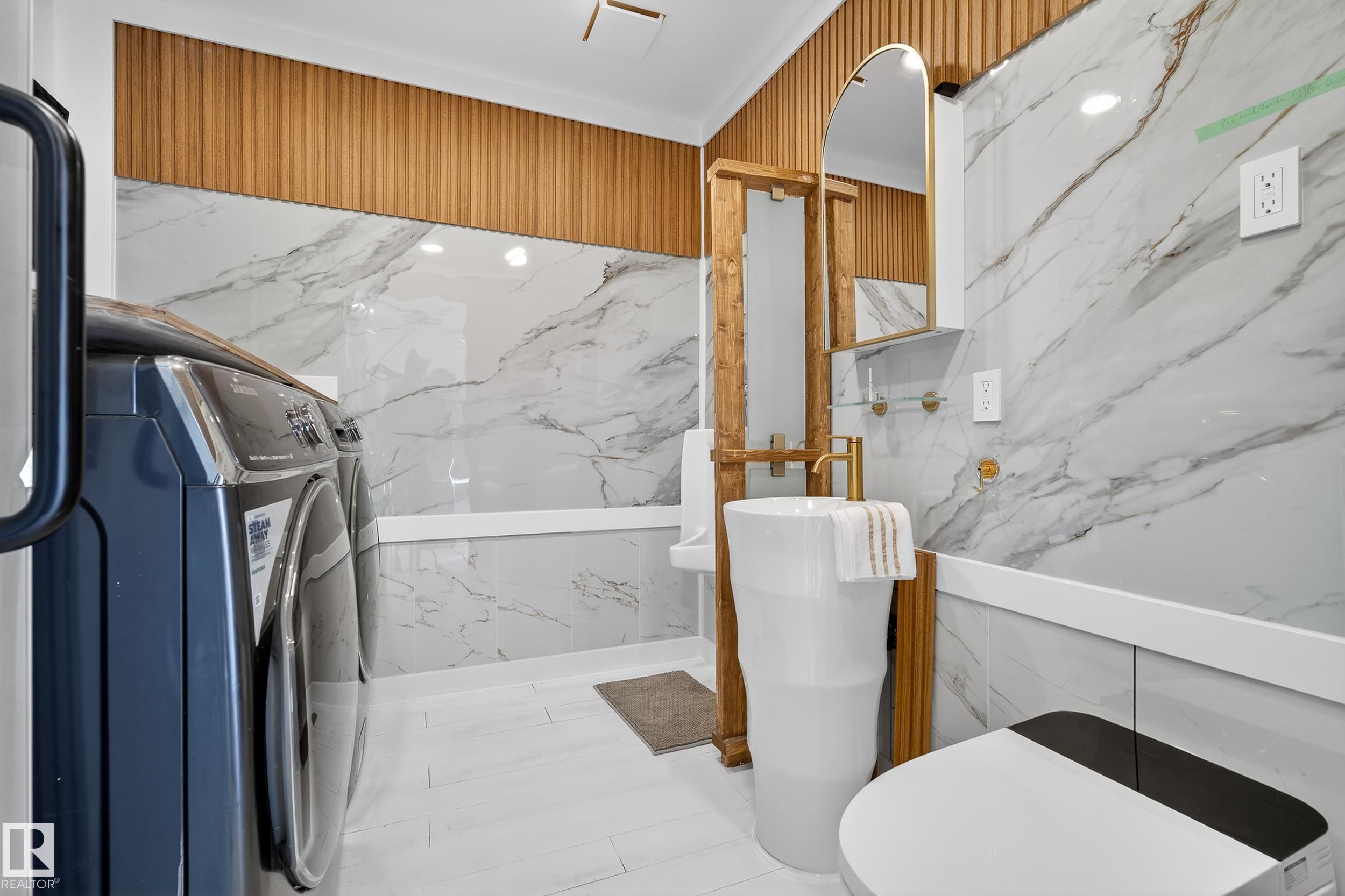 Photo 14 at 11A Meadowlark Village NW, West Meadowlark Park, Edmonton