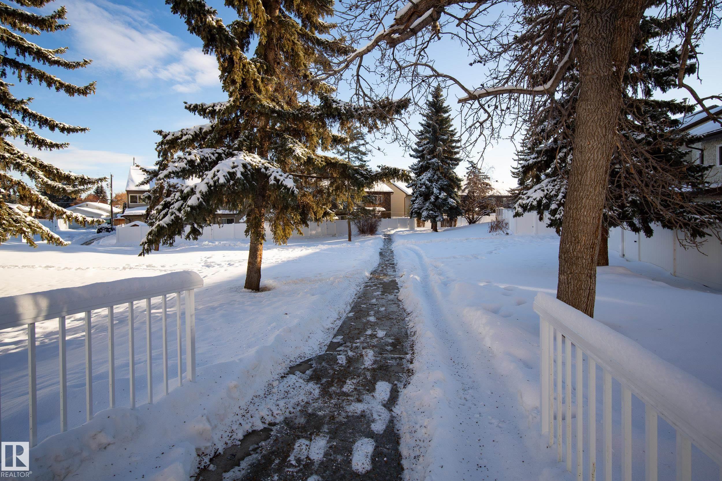 Photo 43 at 11A Meadowlark Village NW, West Meadowlark Park, Edmonton