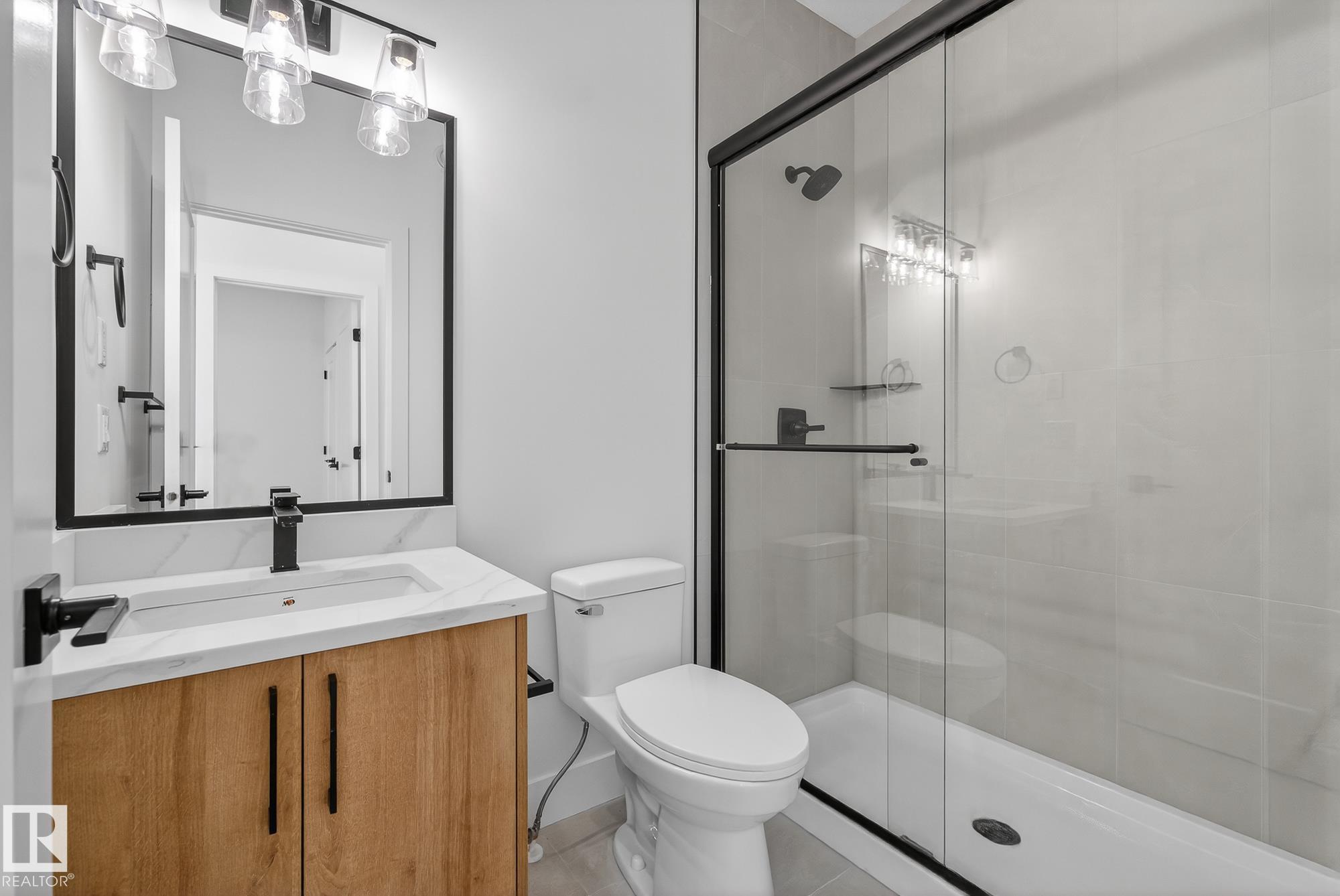 Photo 13 at 8612 181 Avenue NW, Klarvatten, Edmonton