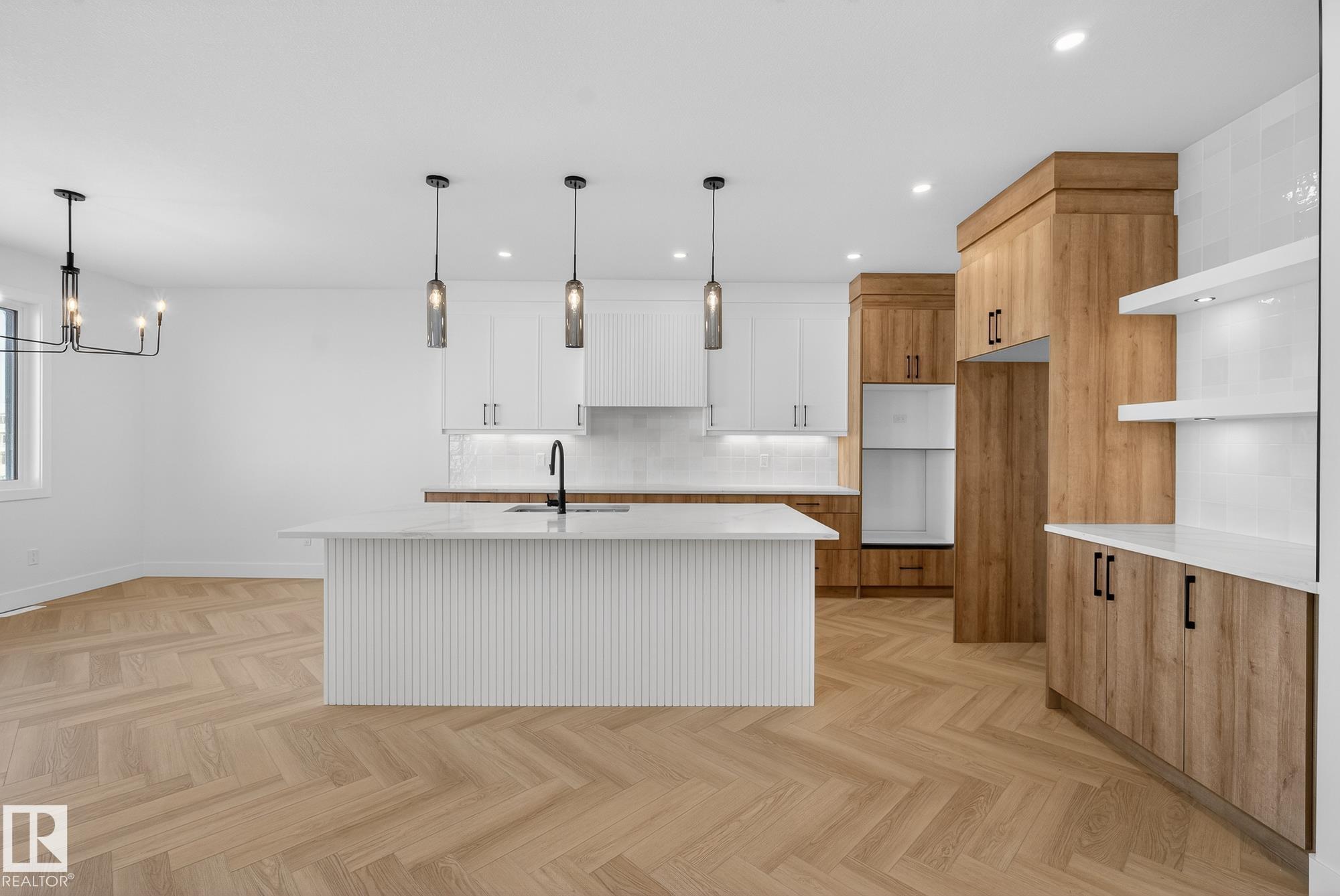 8612 181 Avenue NW, Klarvatten, Edmonton