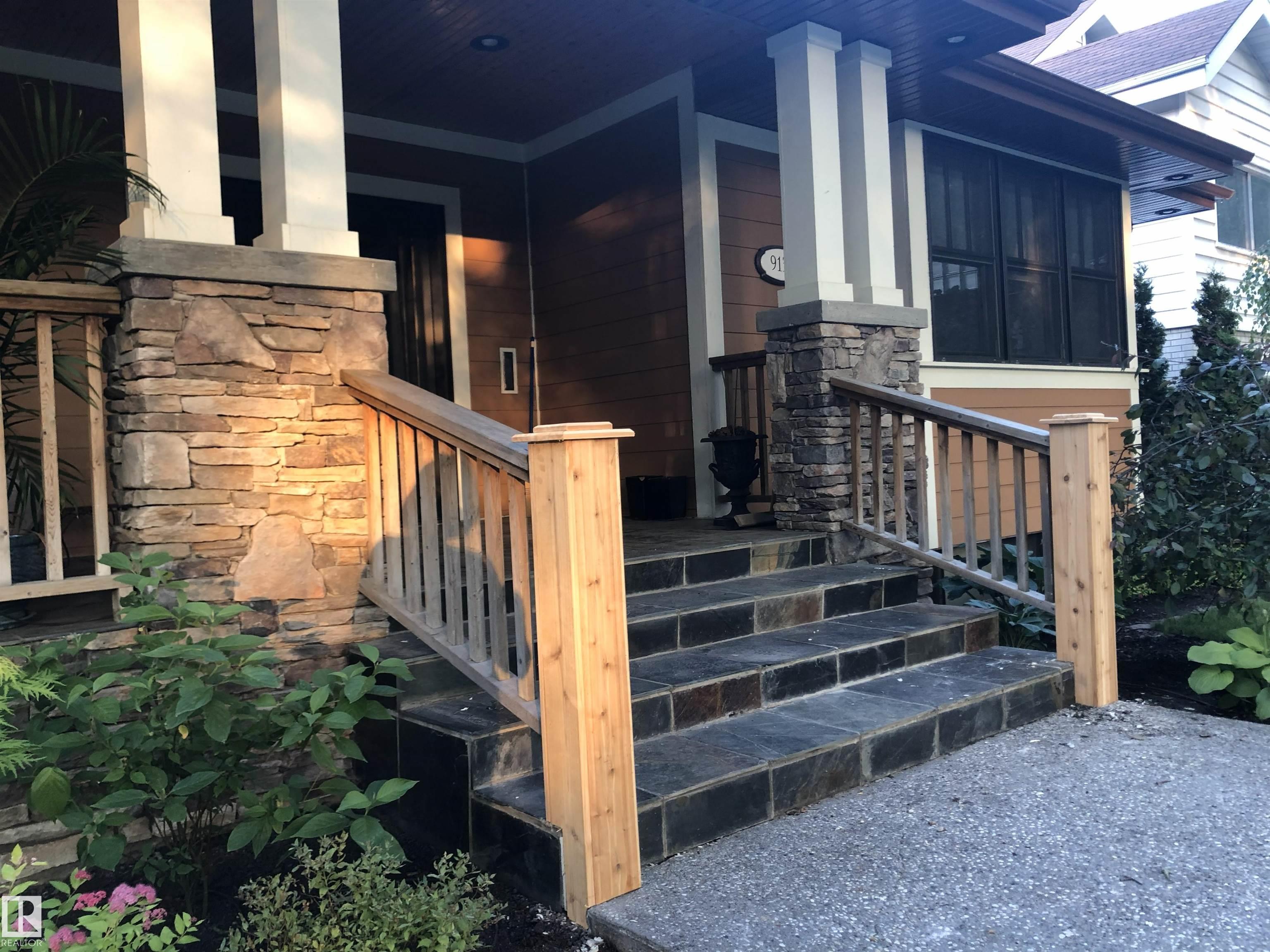 Photo 54 at 9135 117 Street NW, Windsor Park, Edmonton