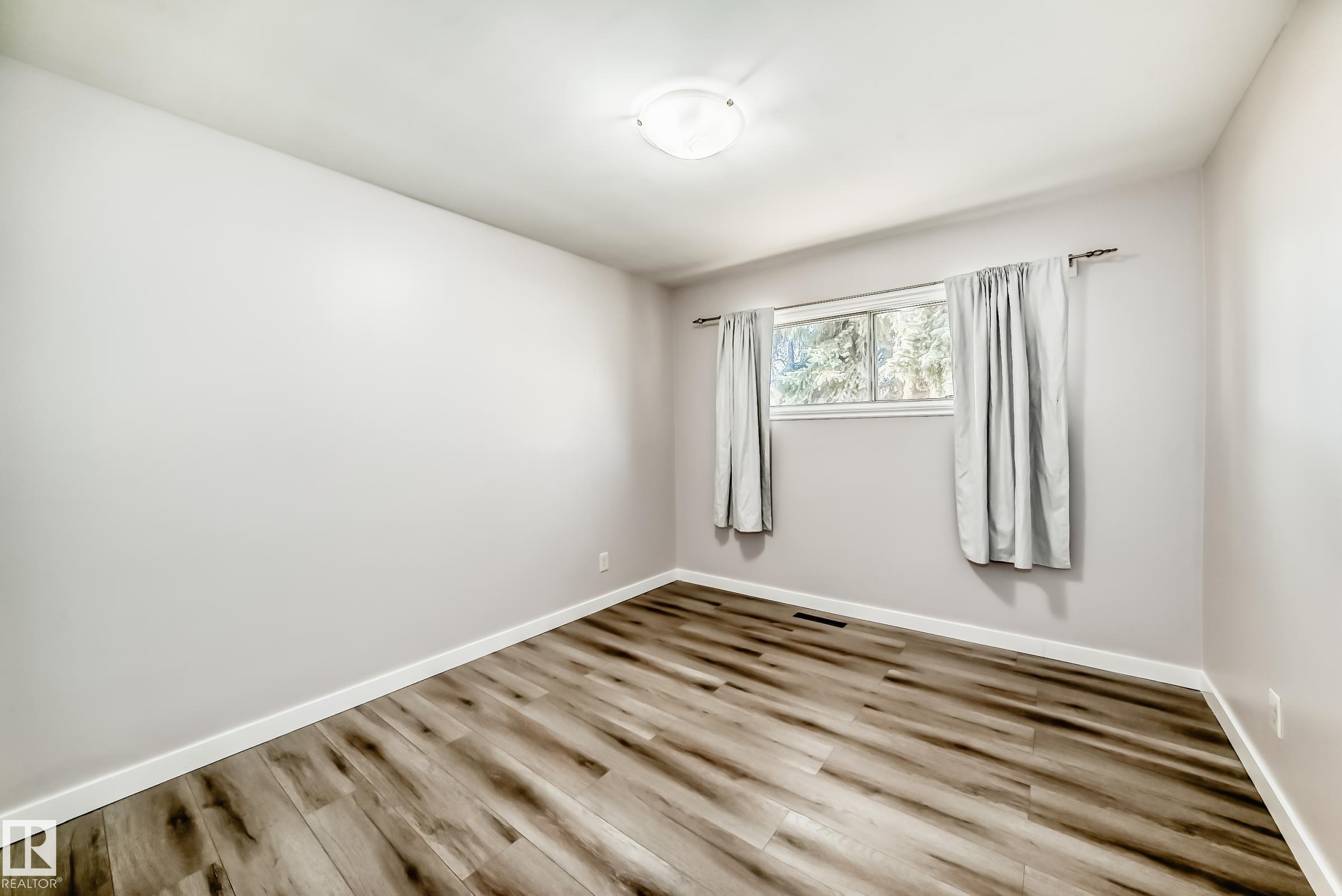 Photo 19 at 12205 37 Street NW, Bergman, Edmonton